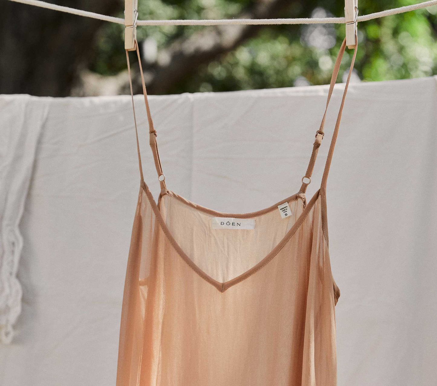 HMD -- LONG DEEP V-NECK SLIP -- SAND DOLLAR