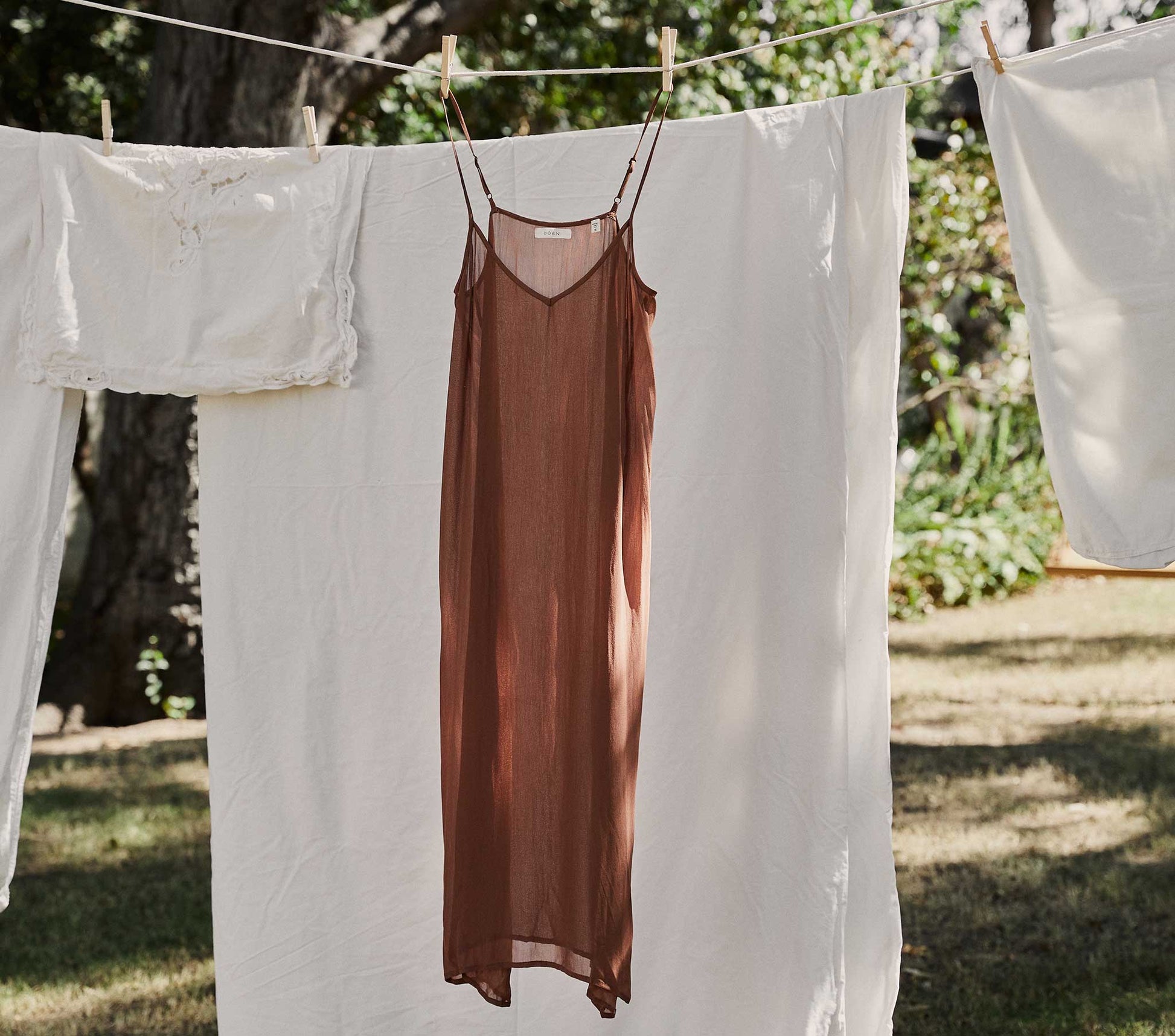 LONG DEEP V-NECK SLIP -- CAROB view 1