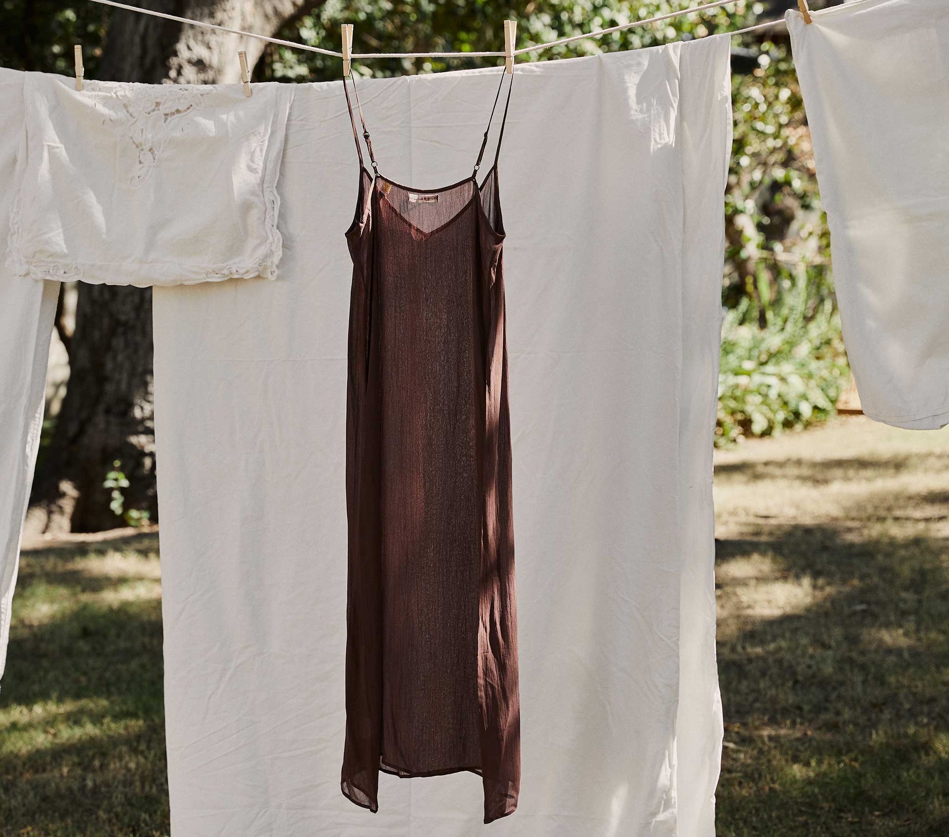 LONG DEEP V-NECK SLIP -- UMBER view 3