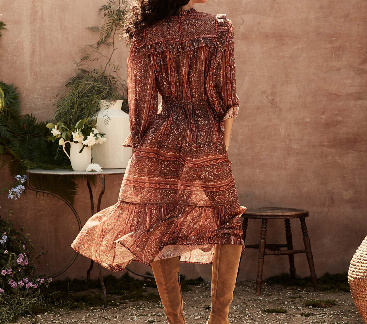 HMD -- MOUNTAIN DRESS -- EARTH MANDEVILLA VINE FLORAL PRINT