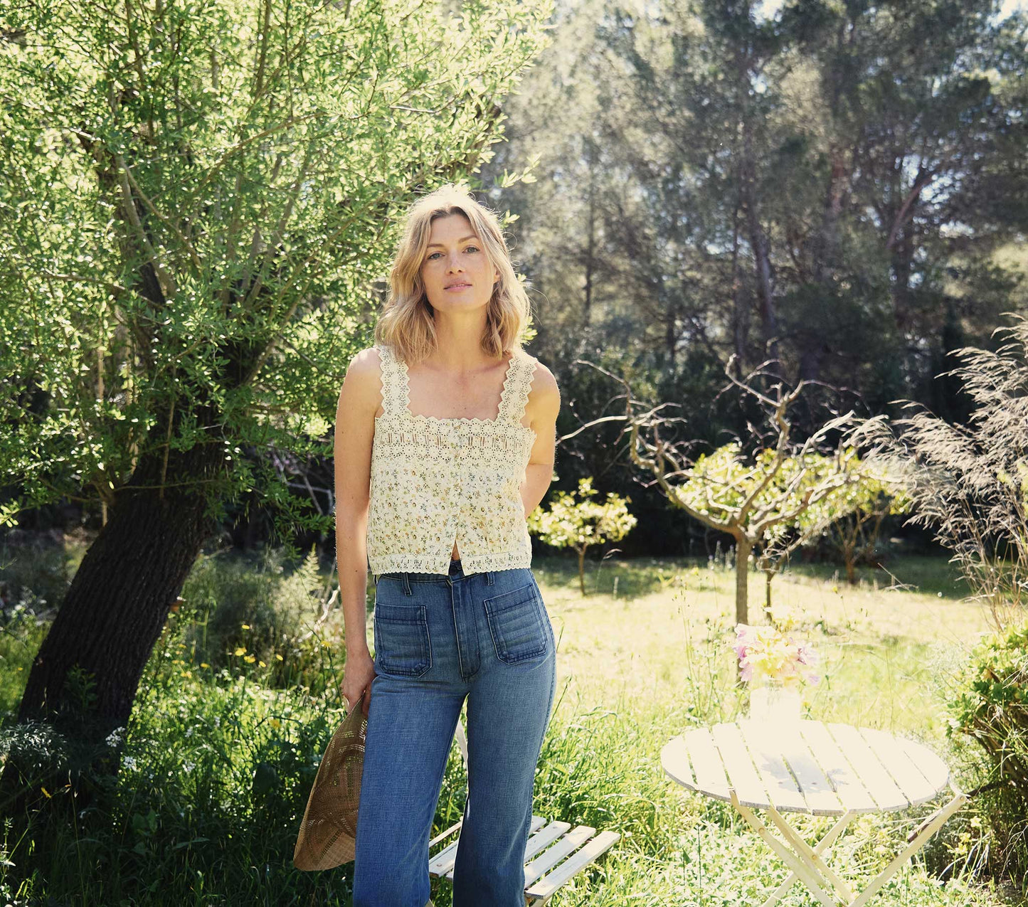 HMD -- ESTELLE TOP -- MOSS PAPILLON FLORAL