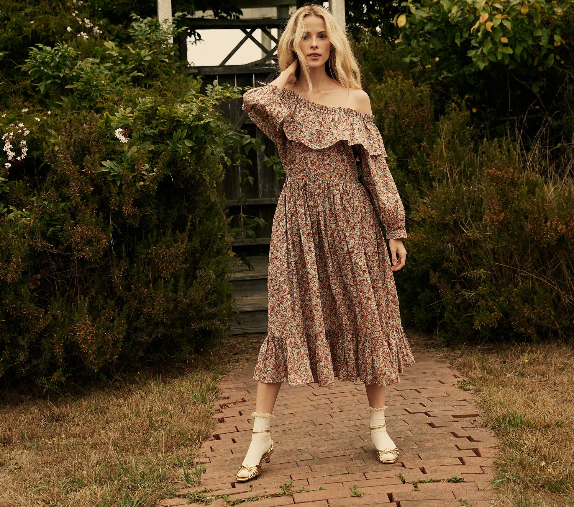 HMD -- DARCY DRESS -- RED CHIVE view 1
