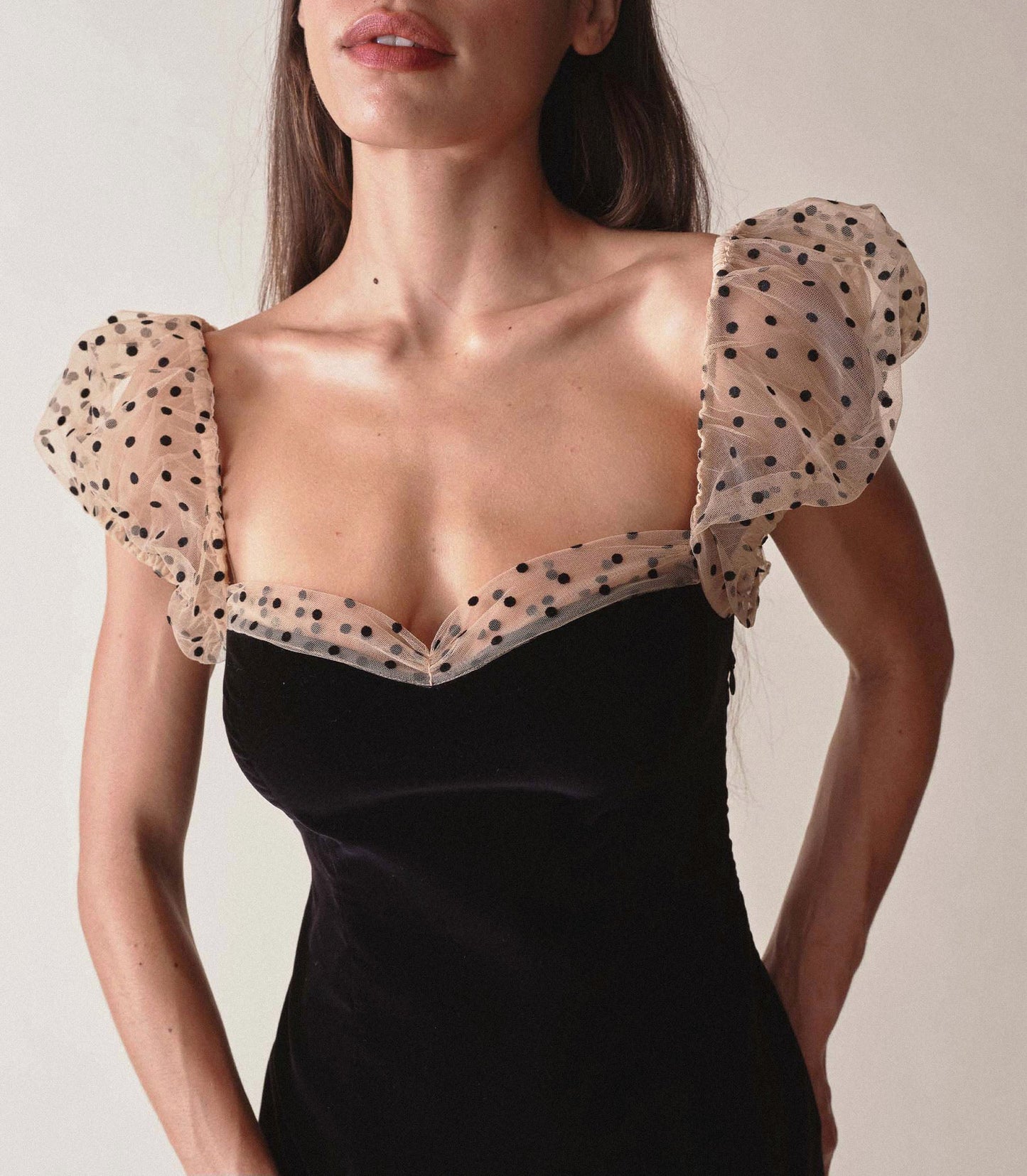 HMD -- DENITA DRESS -- BLACK