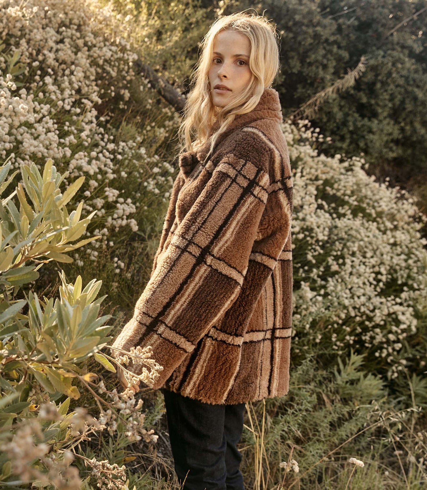 HMD -- EASTON COAT -- CHARCOAL SIERRA PLAID