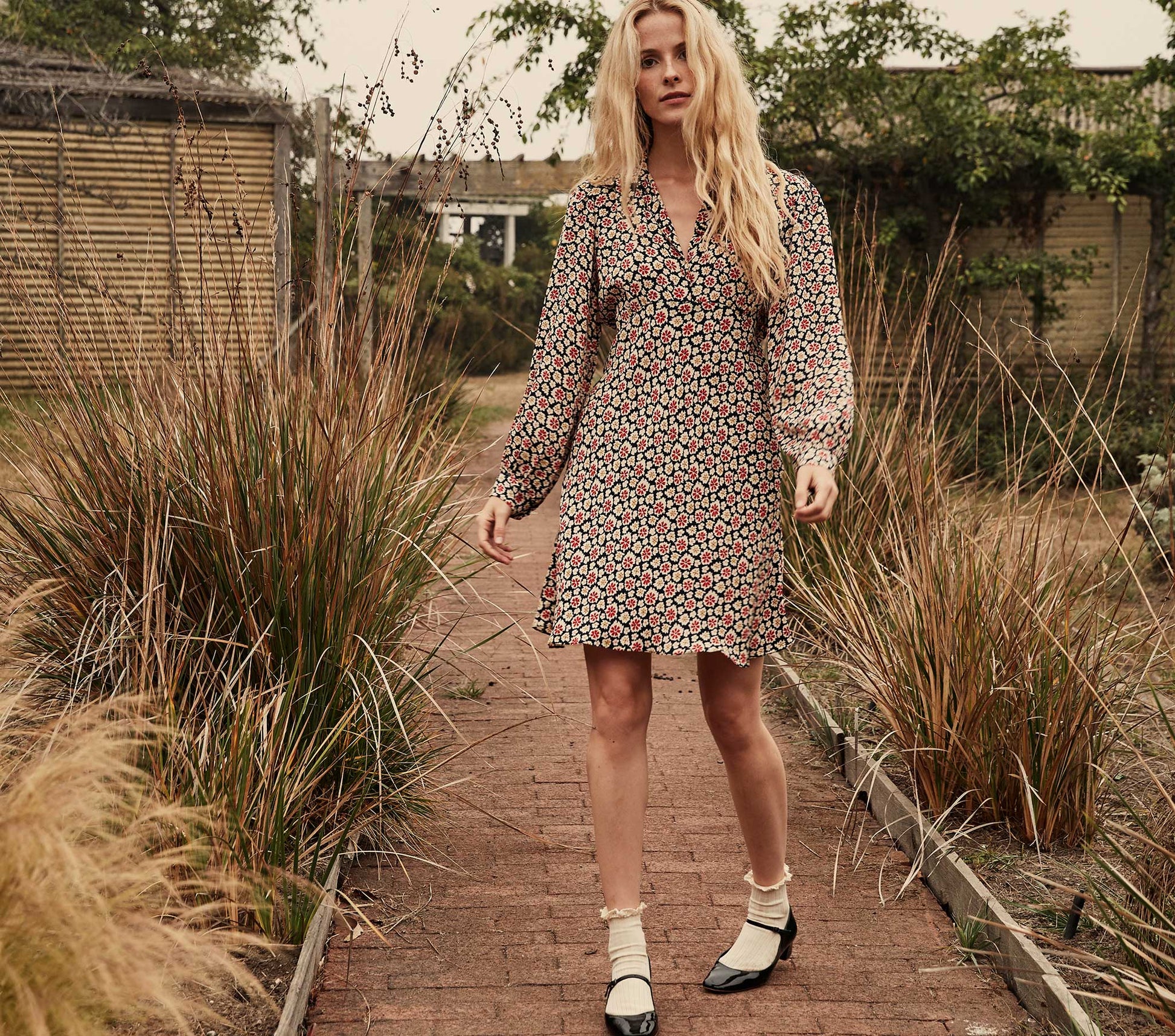 HMD -- ELIOT DRESS -- NAVY BELLFLOWER BLOSSOM view 5
