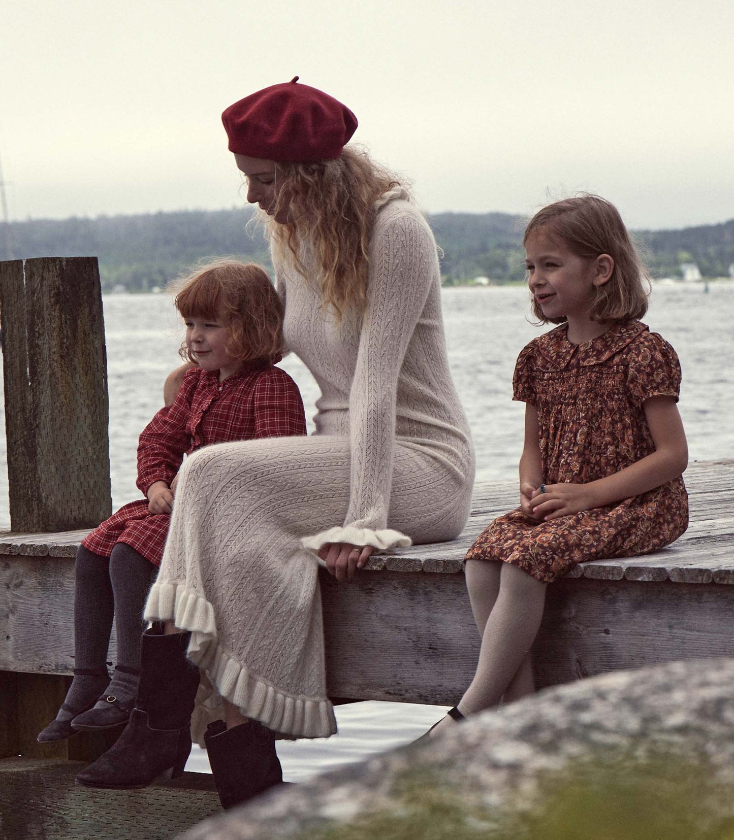 HMD -- GEORGIANNA BERET -- CURRANT