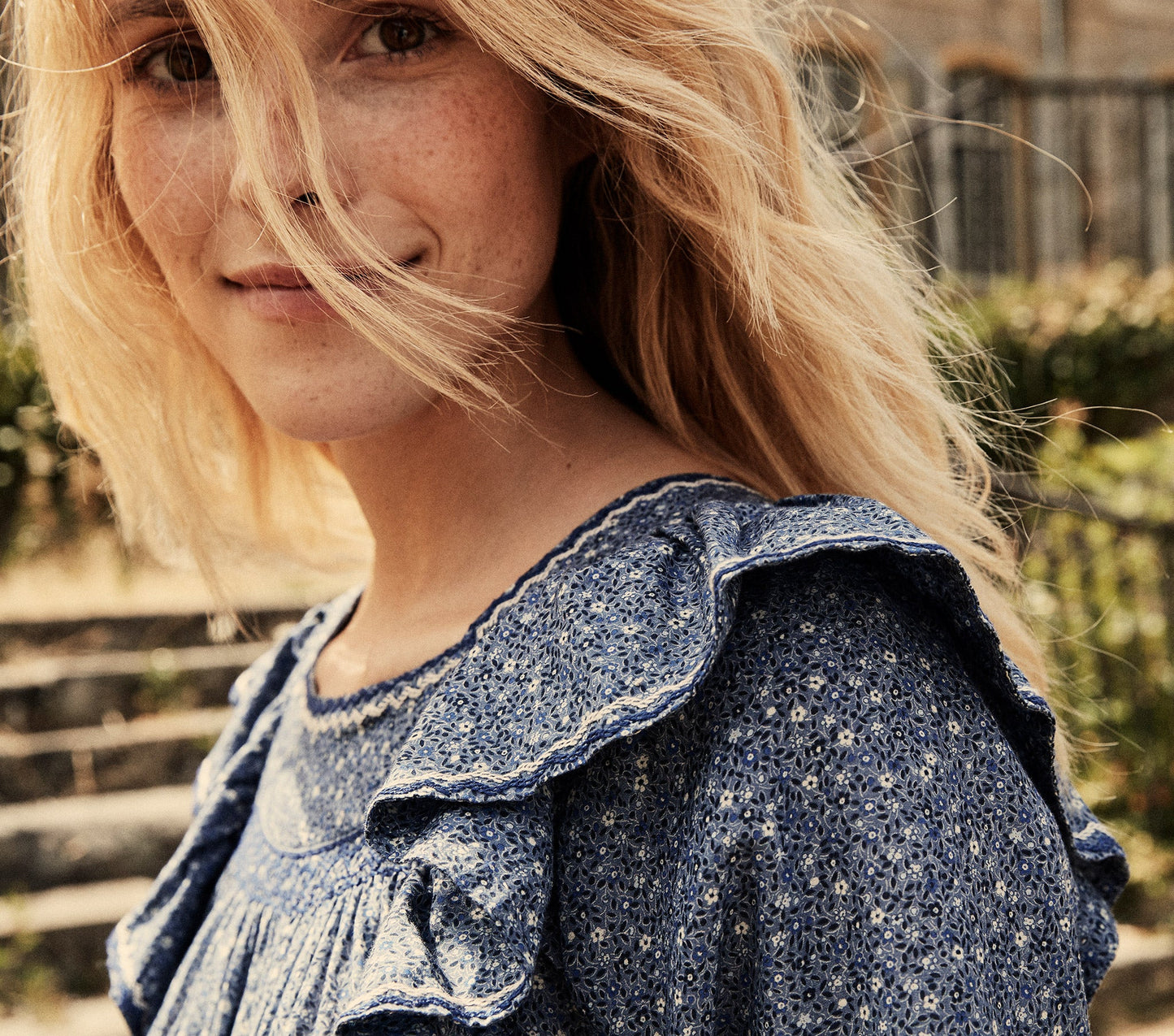 HMD -- GABLES DRESS -- MIDBLUE CALIFORNIA WILDFLOWER