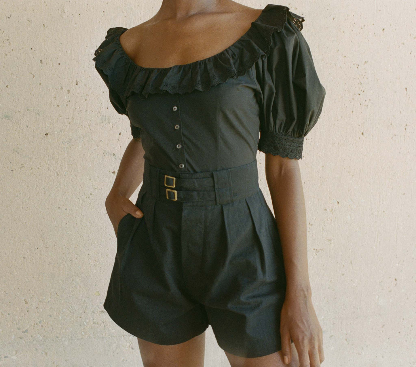 HMD -- HERON SHORT -- BLACK