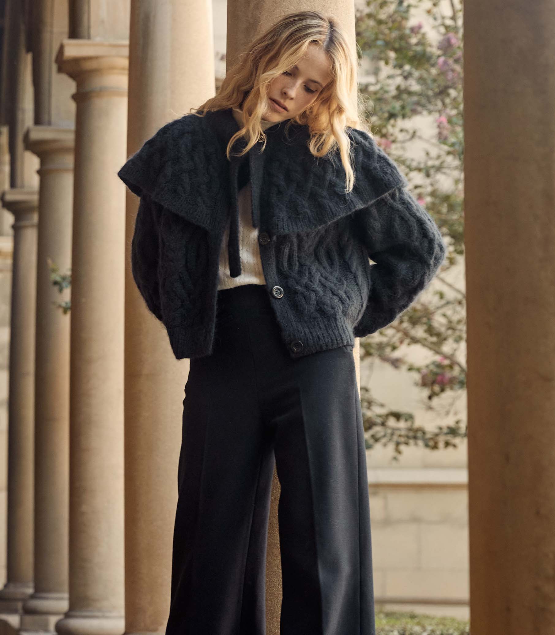 HMD -- HOLLAND CARDIGAN -- NAVY view 4
