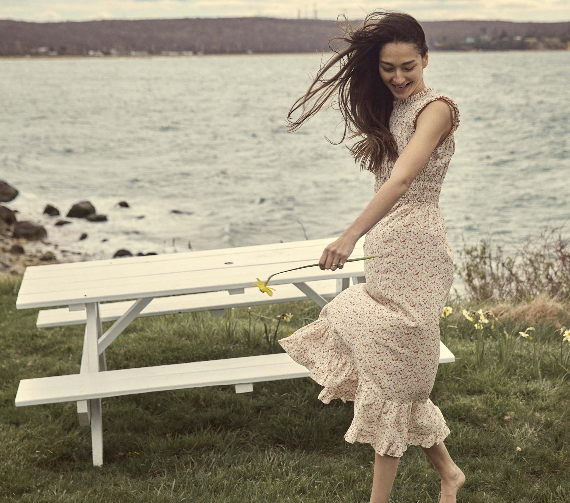 HMD -- HOLLIS DRESS -- SUNSHINE MEADOW FLORAL view 4
