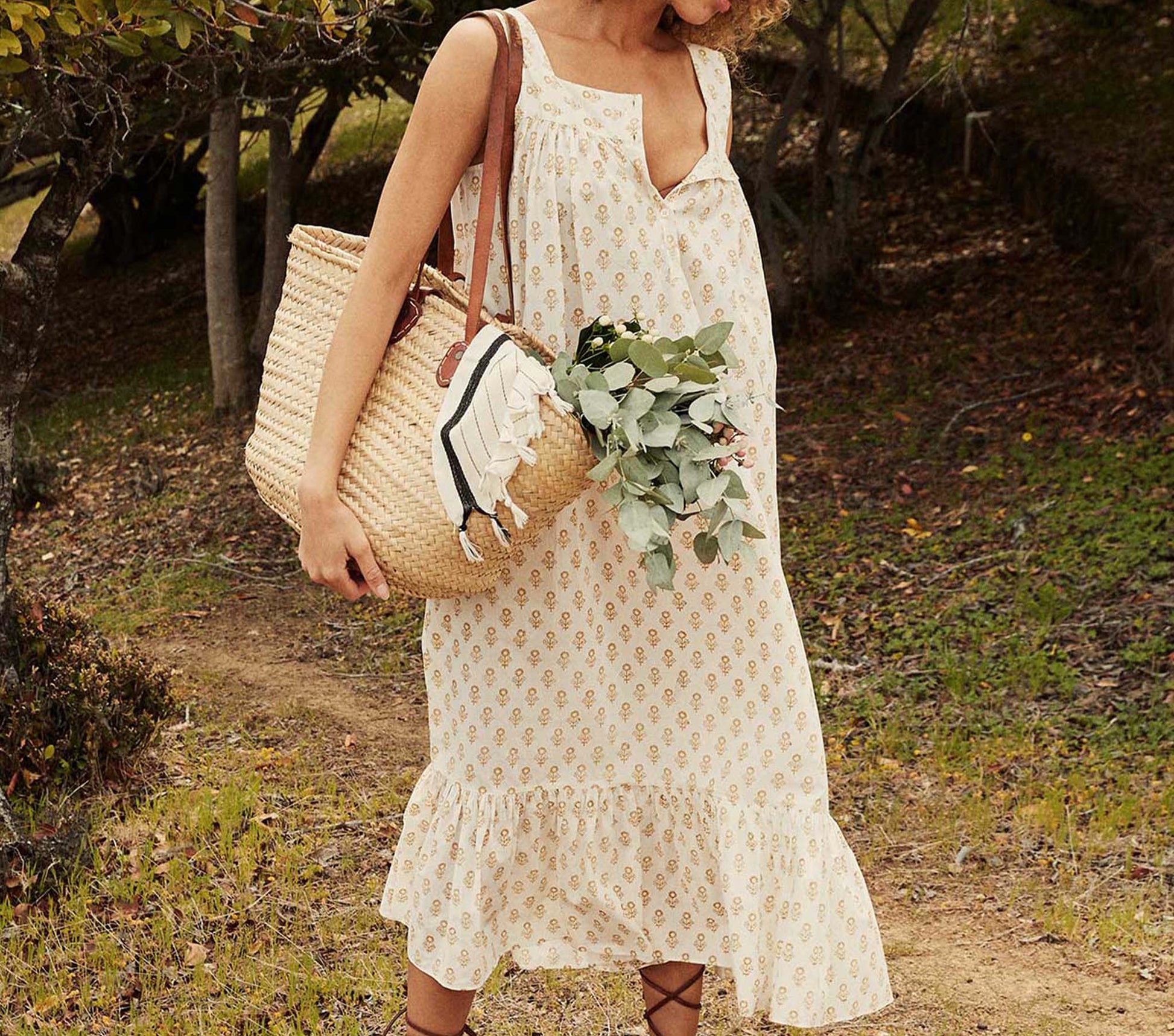 HMD -- HILDE DRESS -- CREAM SUNFLOWER BLOCK PRINT view 2
