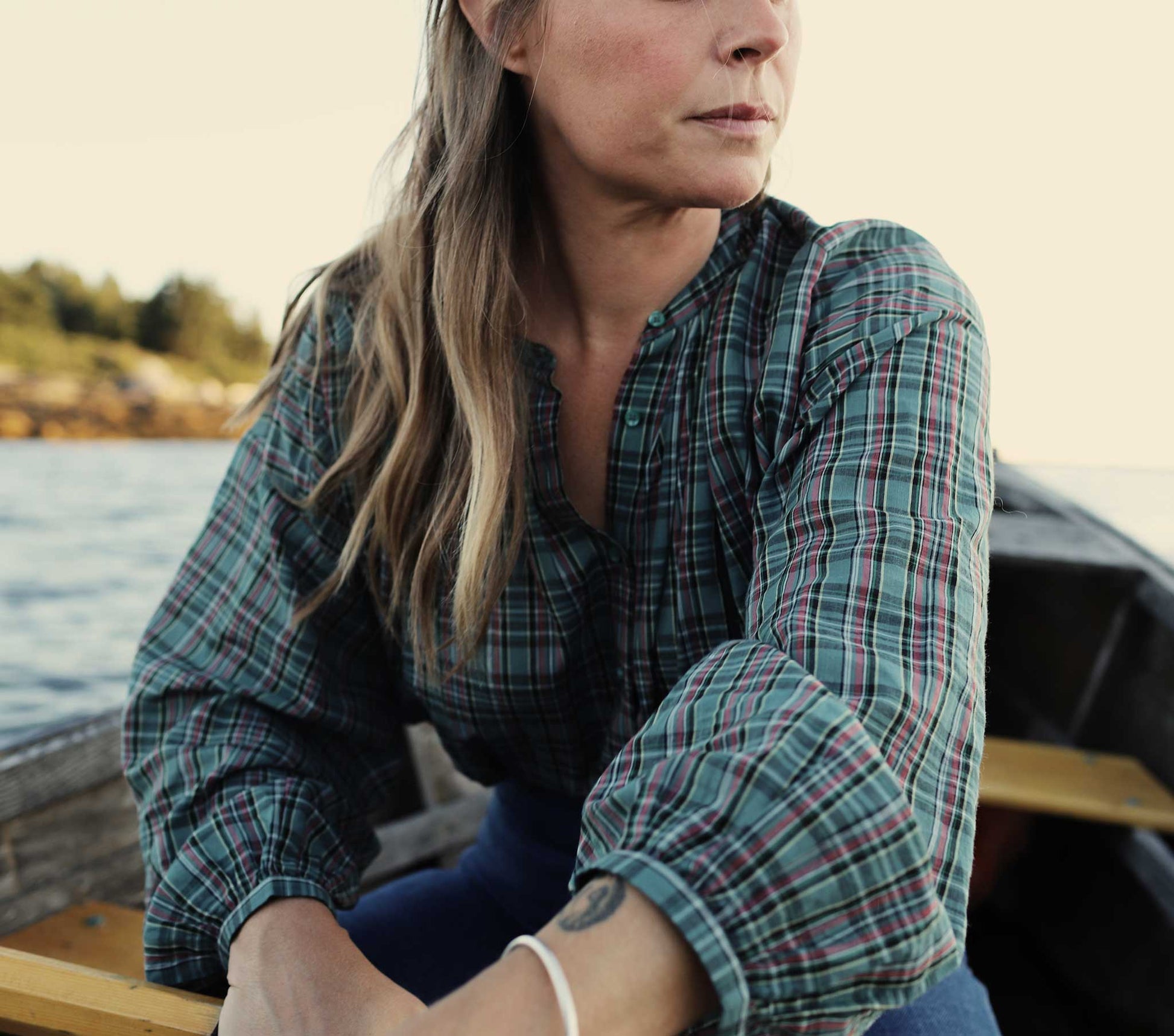 HMD -- THE JANE BLOUSE -- POND PROMENADE PLAID view 3