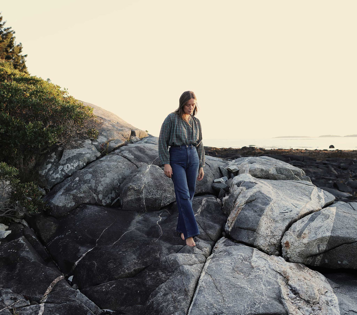 HMD -- THE JANE BLOUSE -- POND PROMENADE PLAID