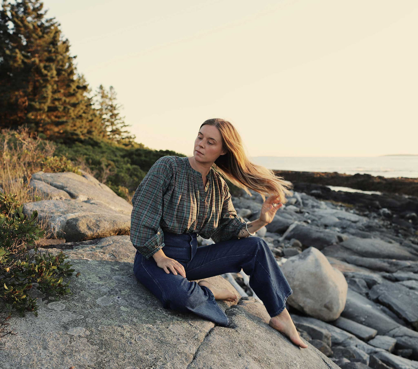 HMD -- THE JANE BLOUSE -- POND PROMENADE PLAID