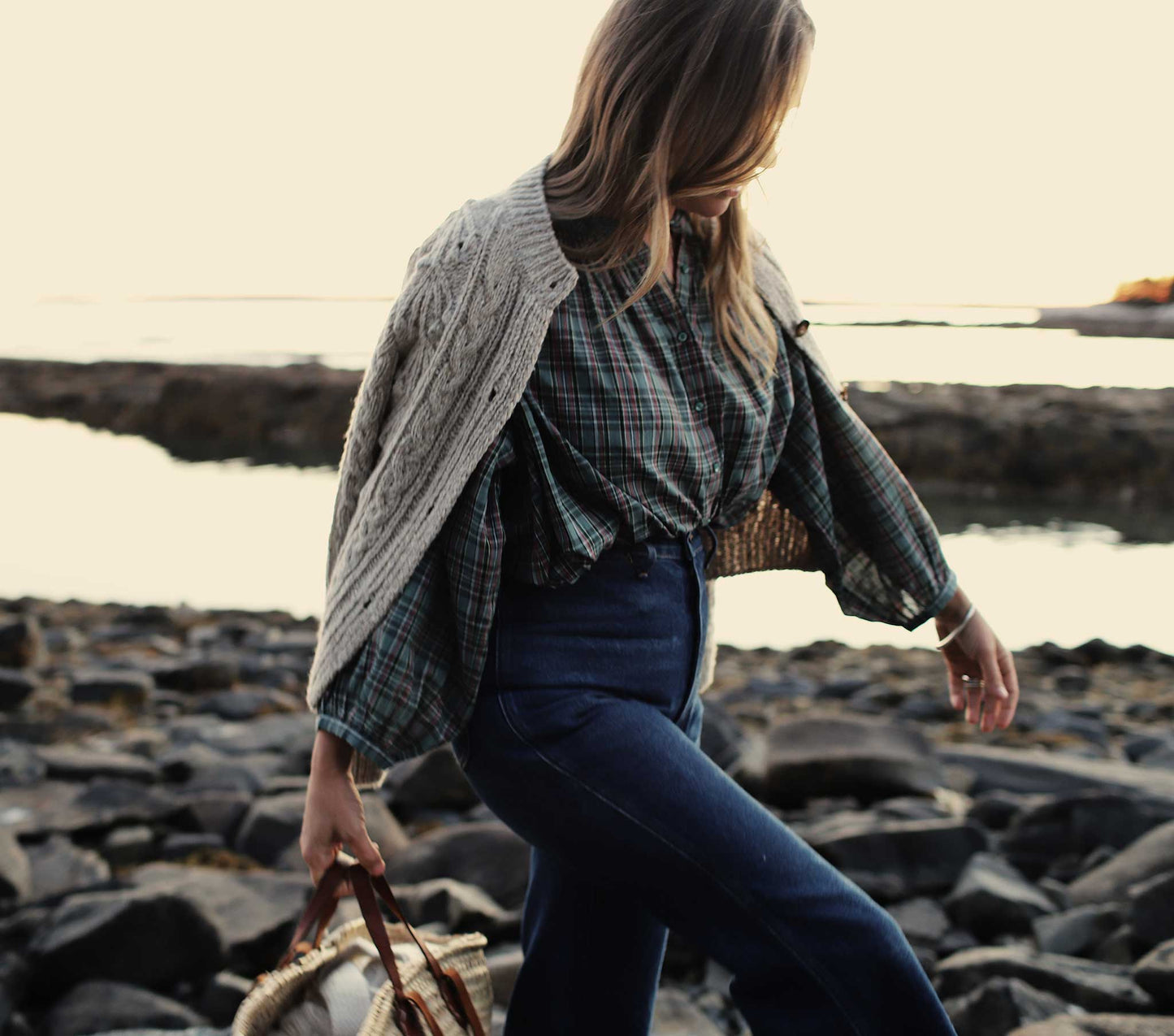 HMD -- THE JANE BLOUSE -- POND PROMENADE PLAID