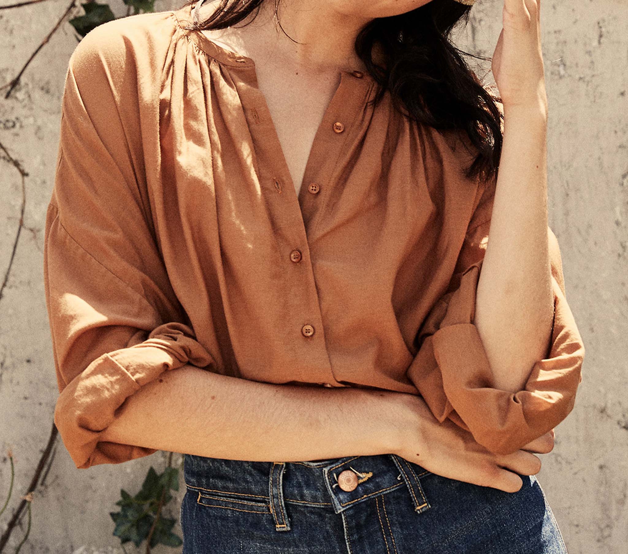 HMD -- THE JANE BLOUSE -- CLOVE