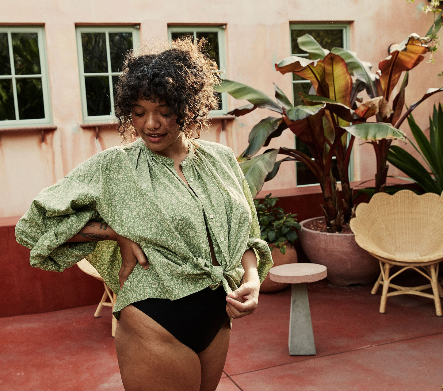 HMD -- THE JANE BLOUSE -- GREEN GARDEN BLOOM