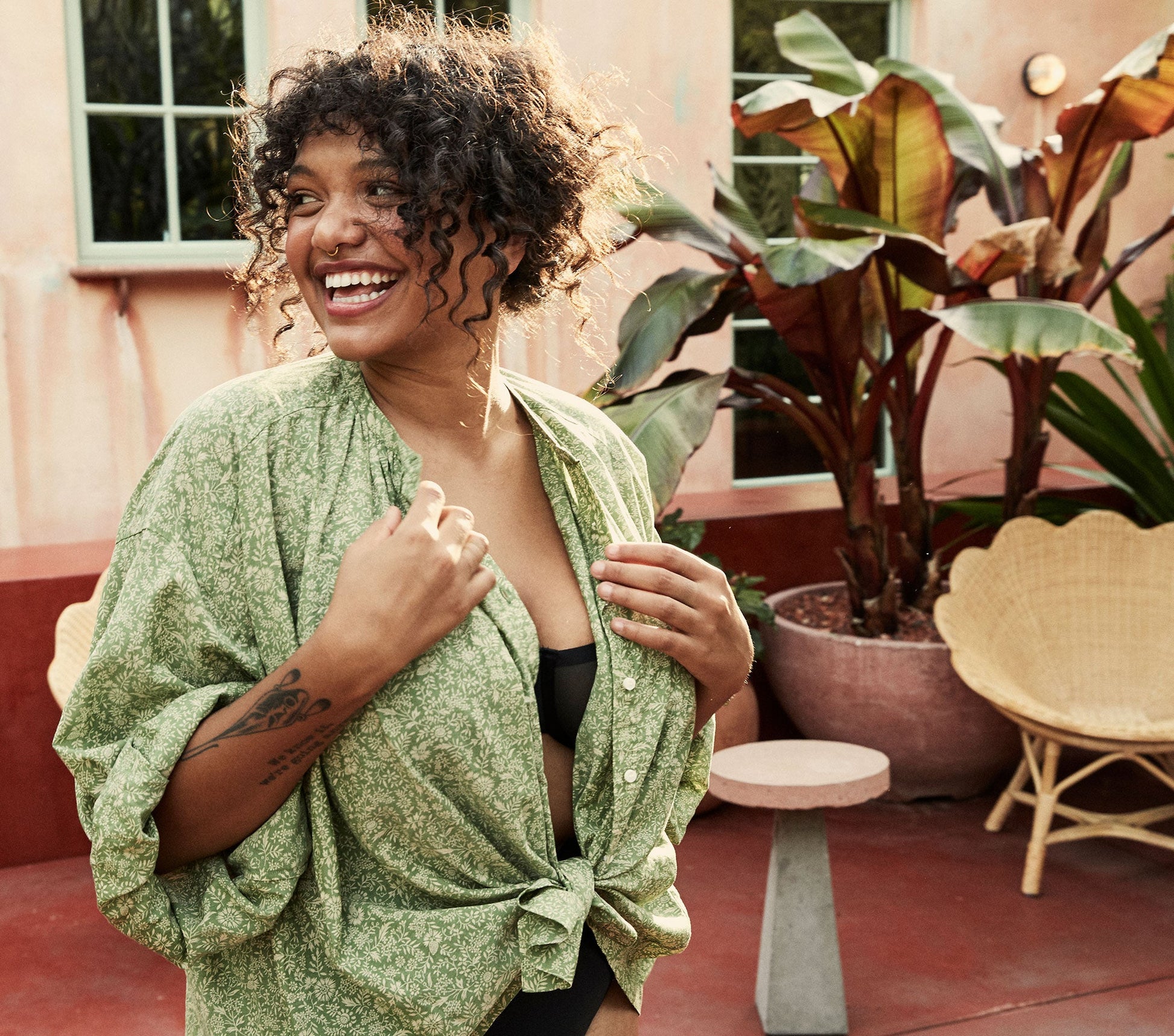HMD -- THE JANE BLOUSE -- GREEN GARDEN BLOOM view 11
