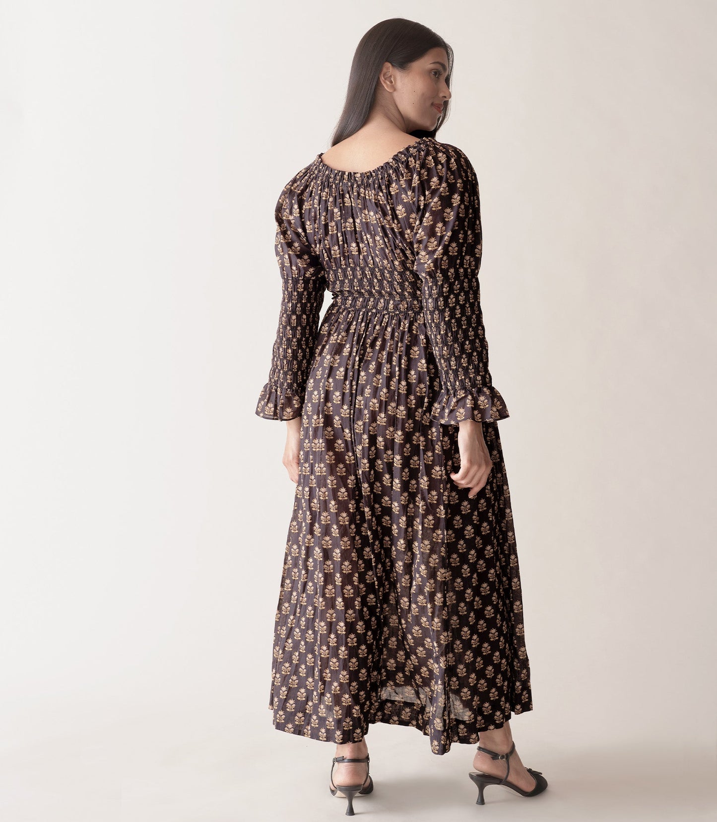 HMD -- KAIRA DRESS -- NOIR MEADOWSWEET FLORAL