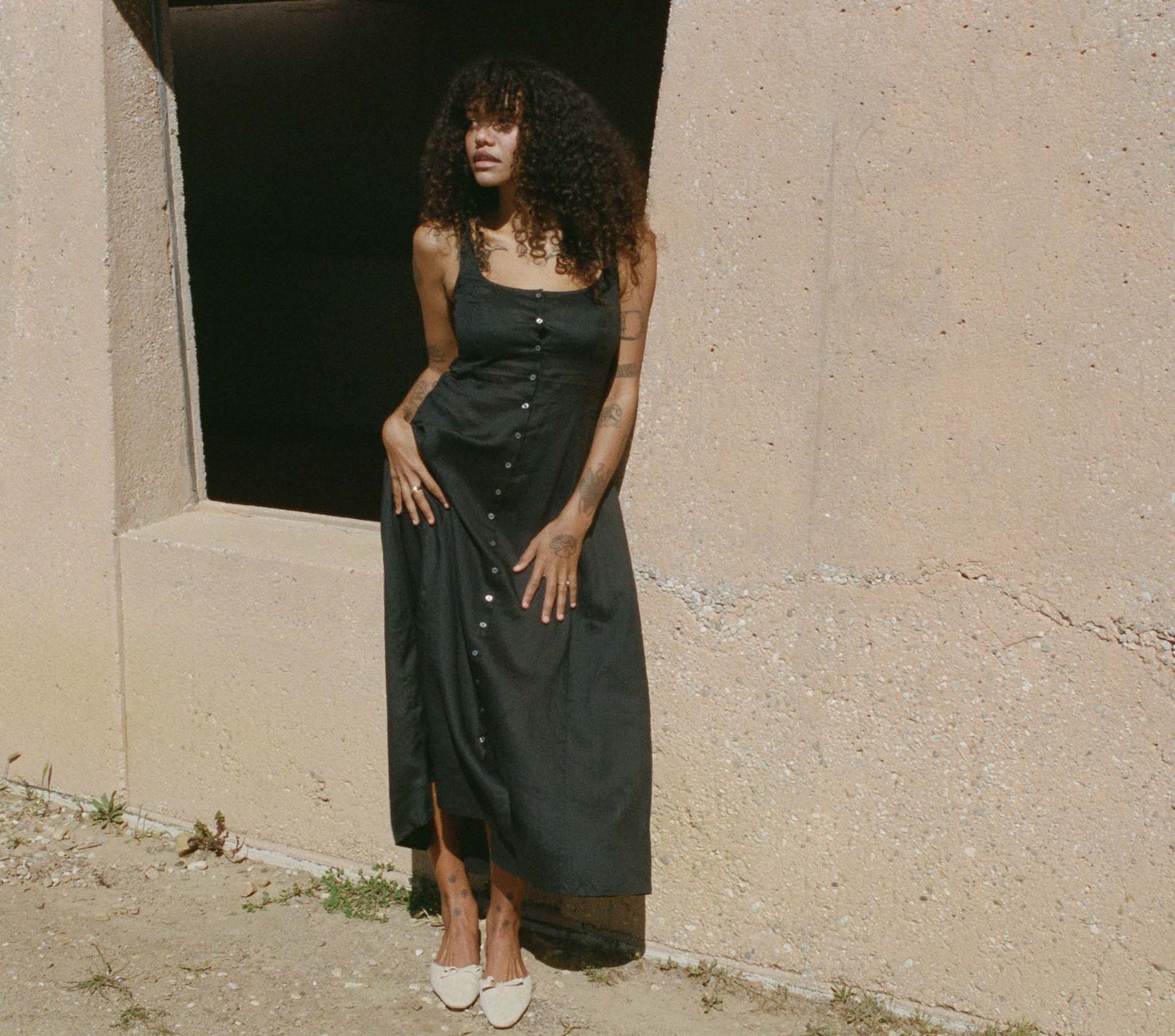 HMD -- LANTANA DRESS -- BLACK view 1
