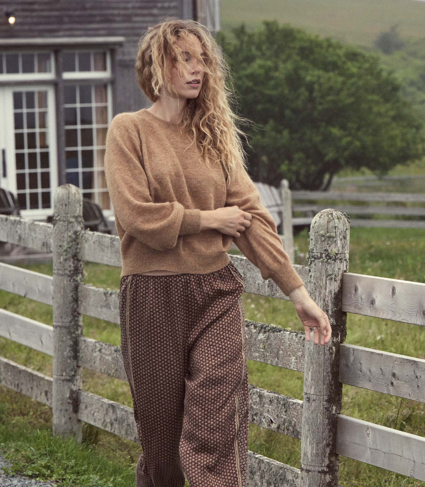HMD -- MARSENA SWEATER -- HAZELNUT