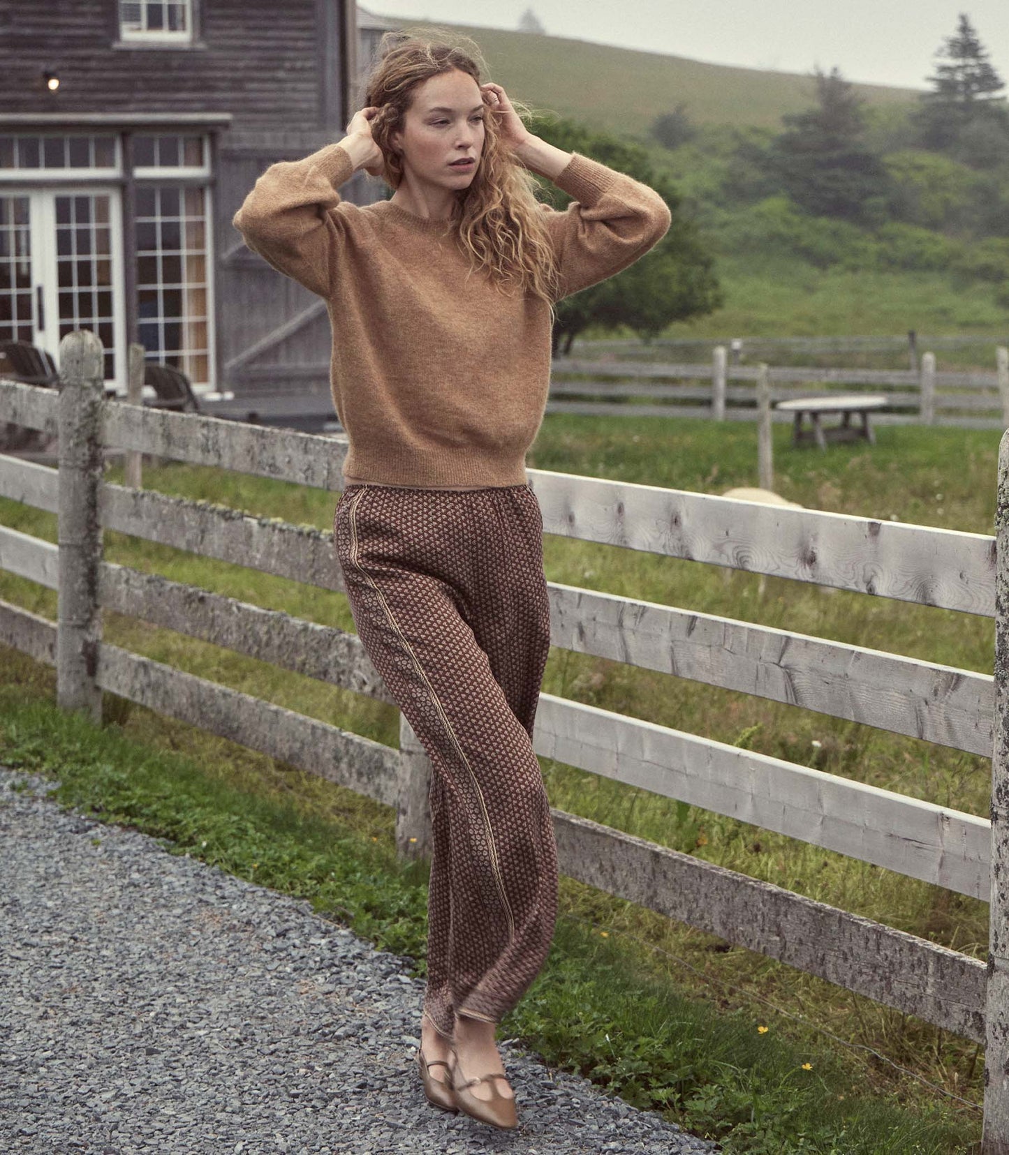 HMD -- MARSENA SWEATER -- HAZELNUT