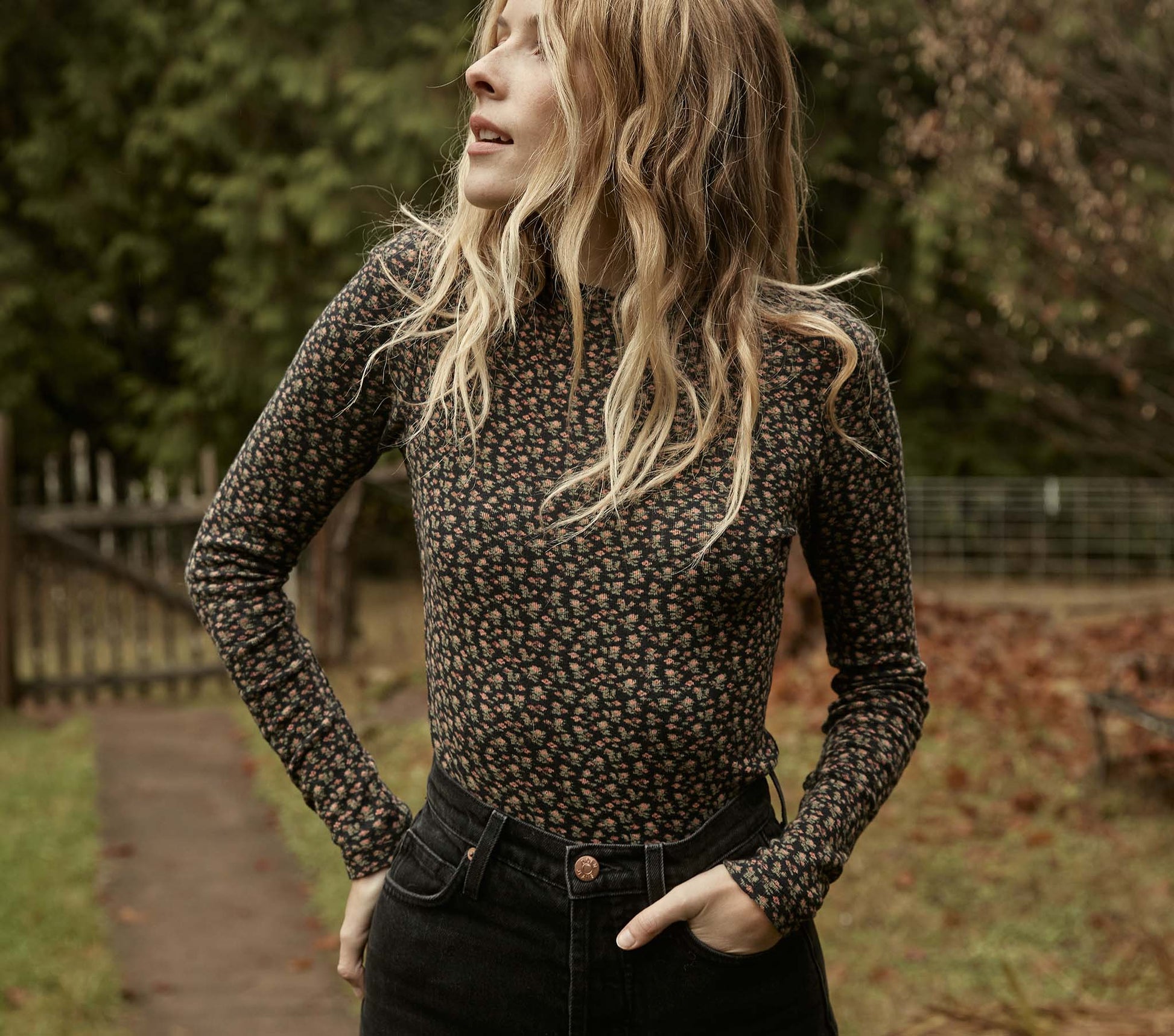 HMD -- MAXINE TEE -- NIGHTFALL SECRET GARDEN view 3
