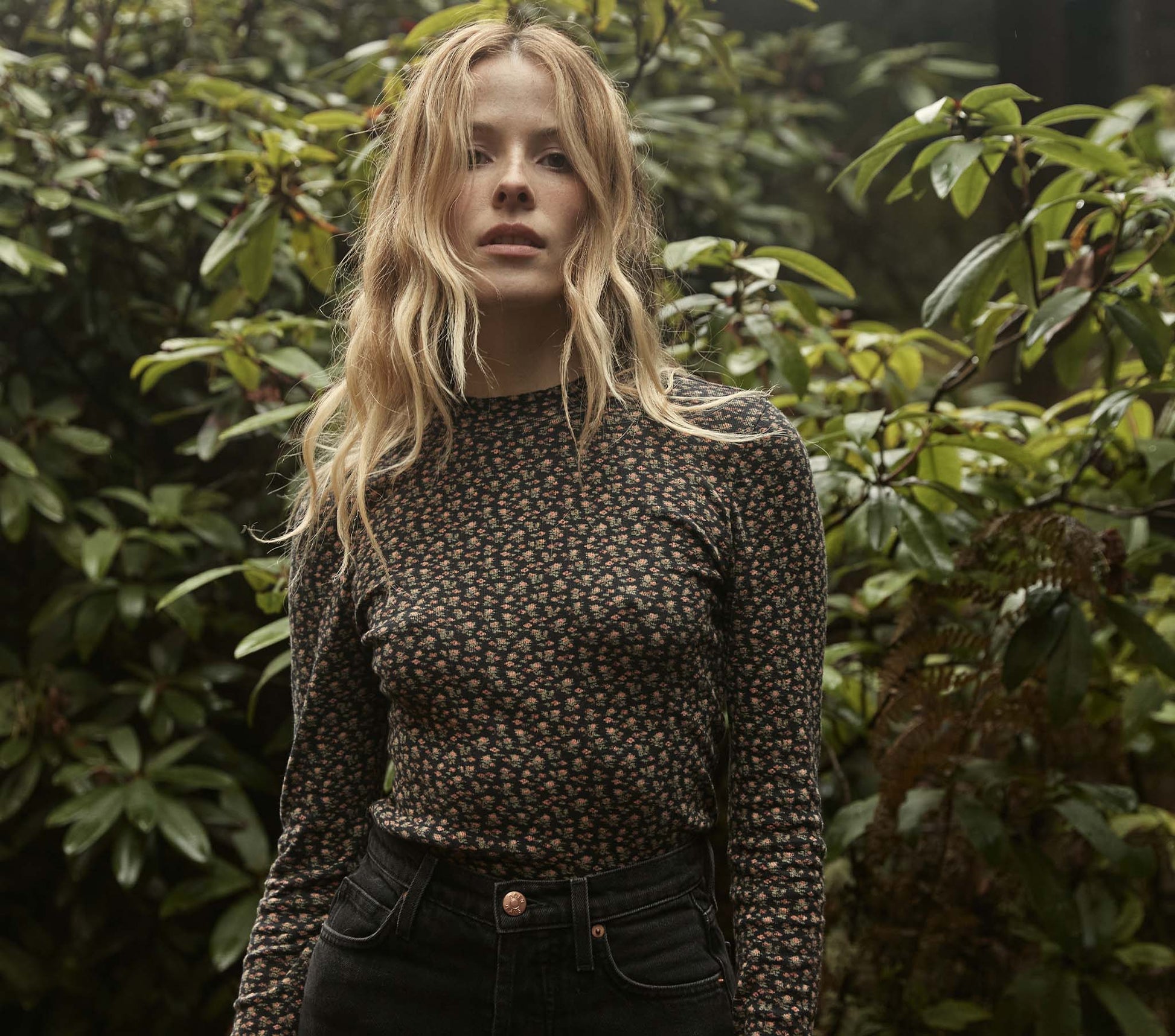 HMD -- MAXINE TEE -- NIGHTFALL SECRET GARDEN view 2
