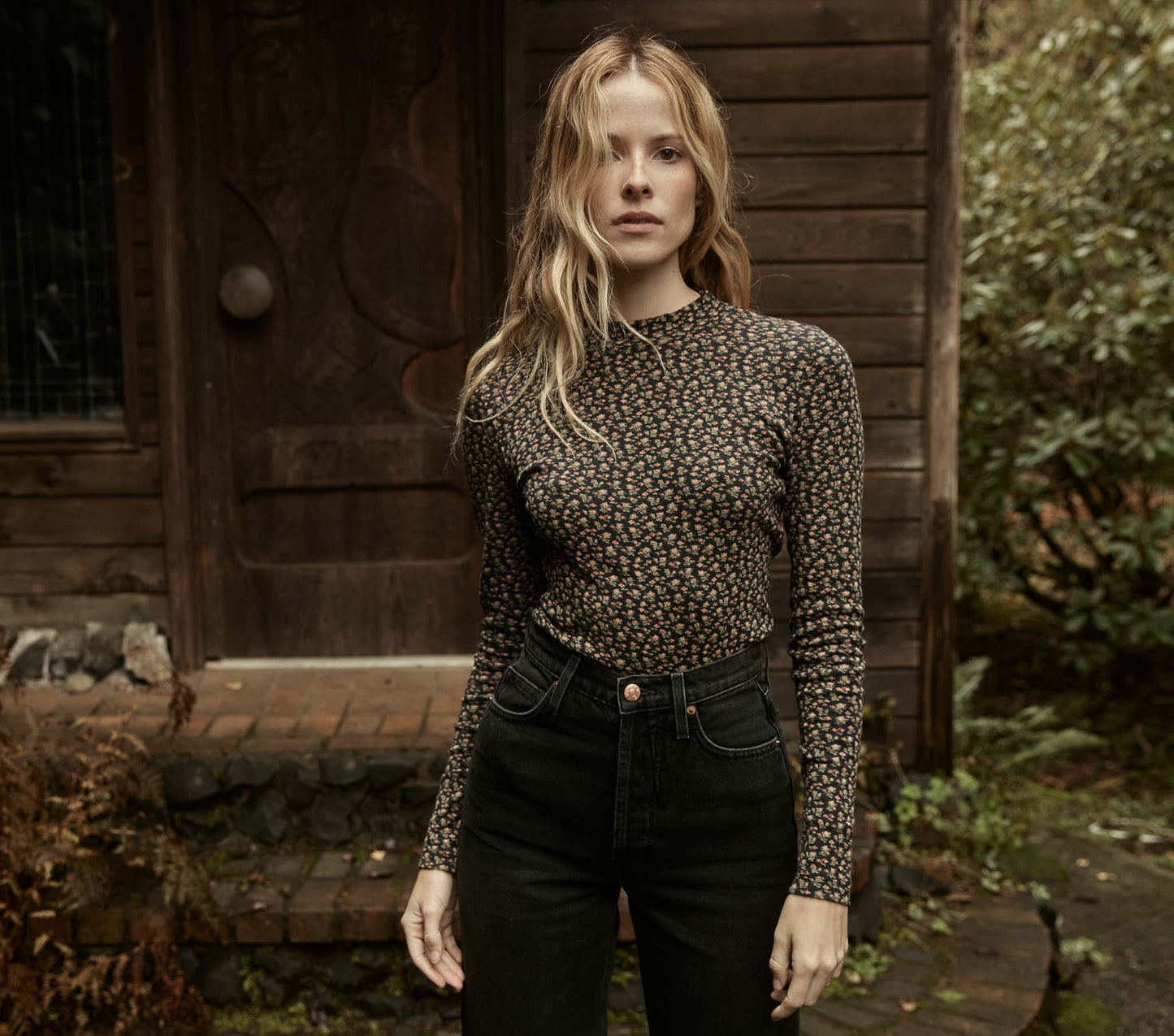 HMD -- MAXINE TEE -- NIGHTFALL SECRET GARDEN