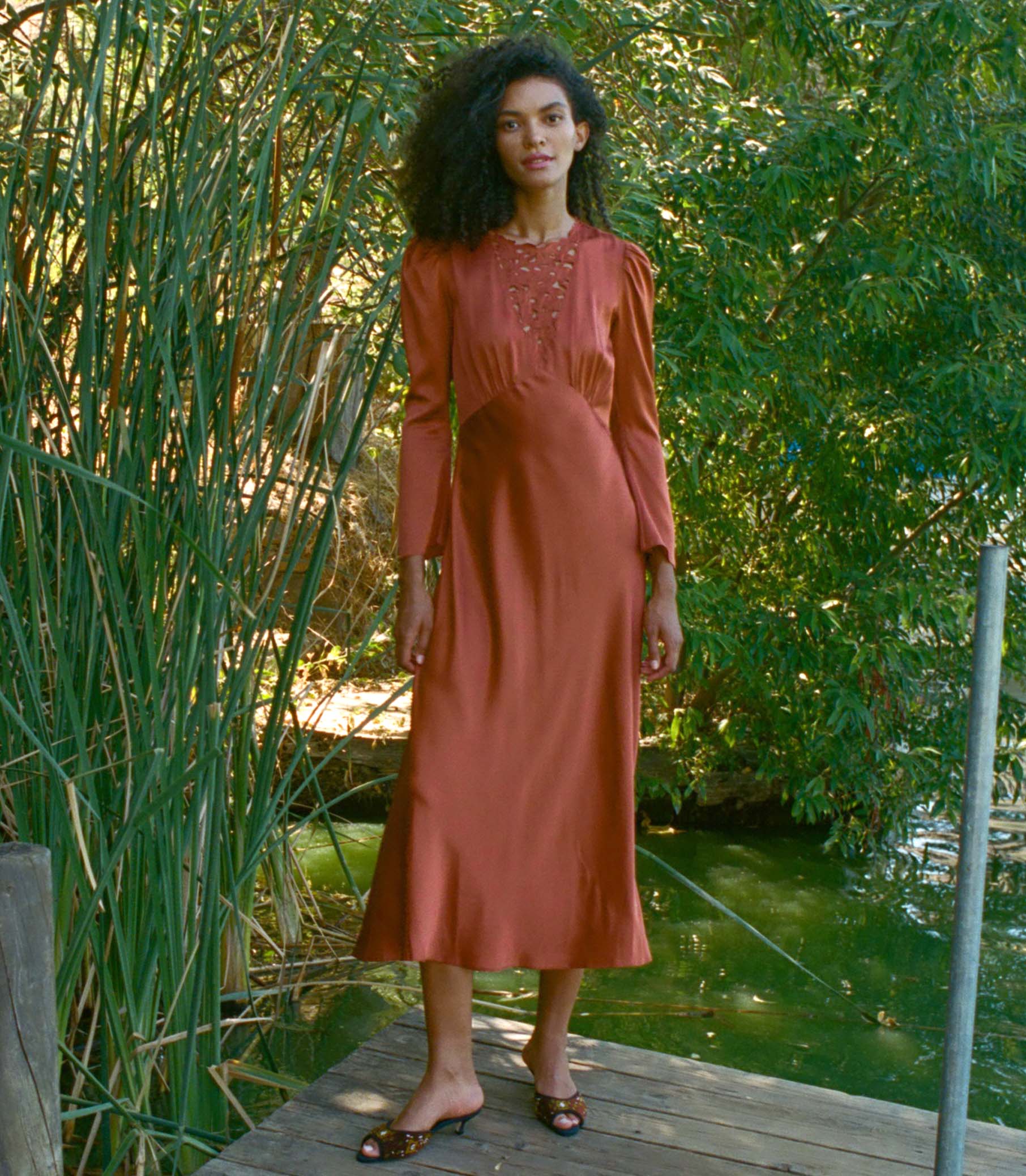 HMD -- MELINDA DRESS -- EARTHEN view 5