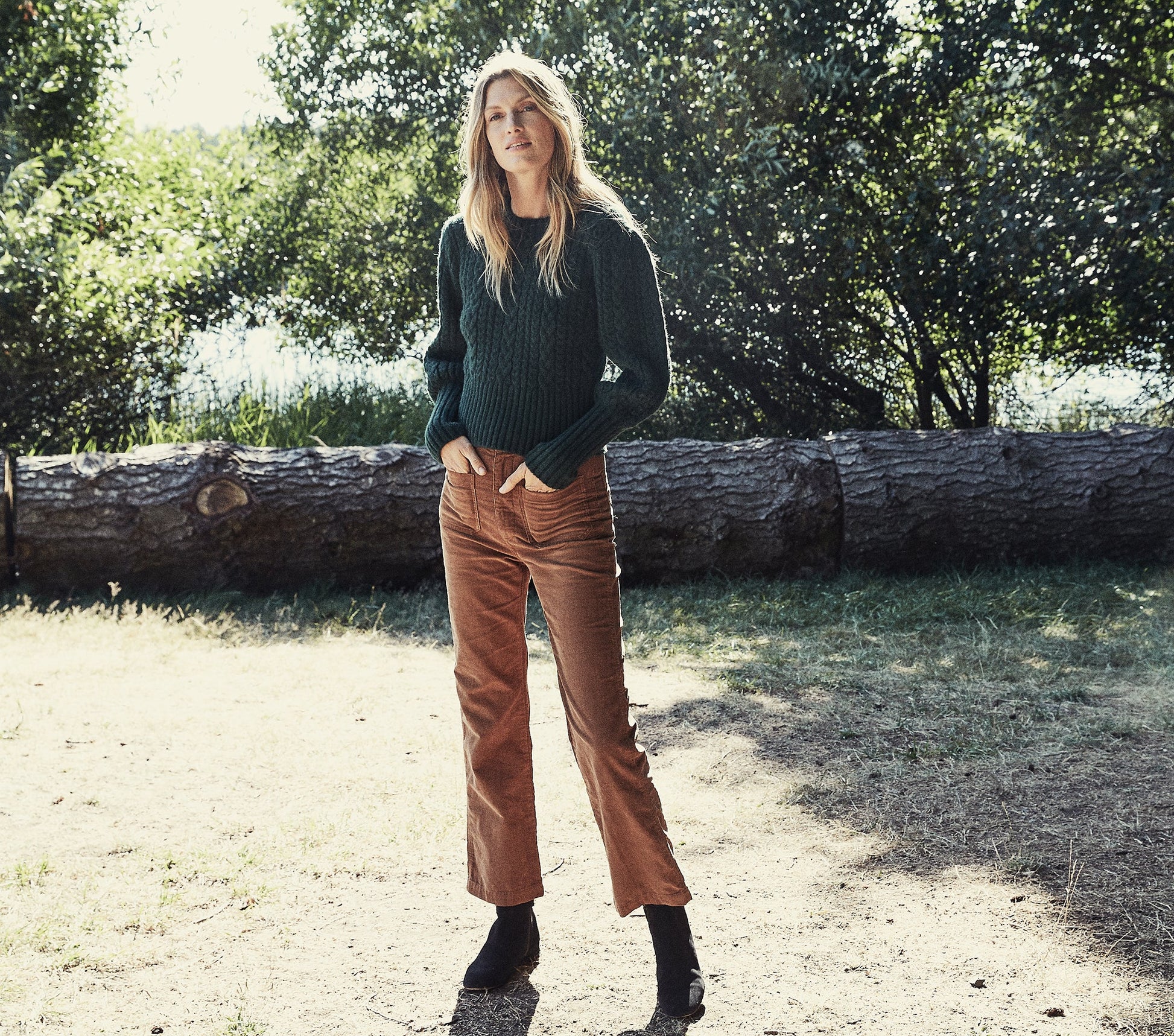 HMD -- MULBERRY SWEATER -- DEEP FOREST view 4
