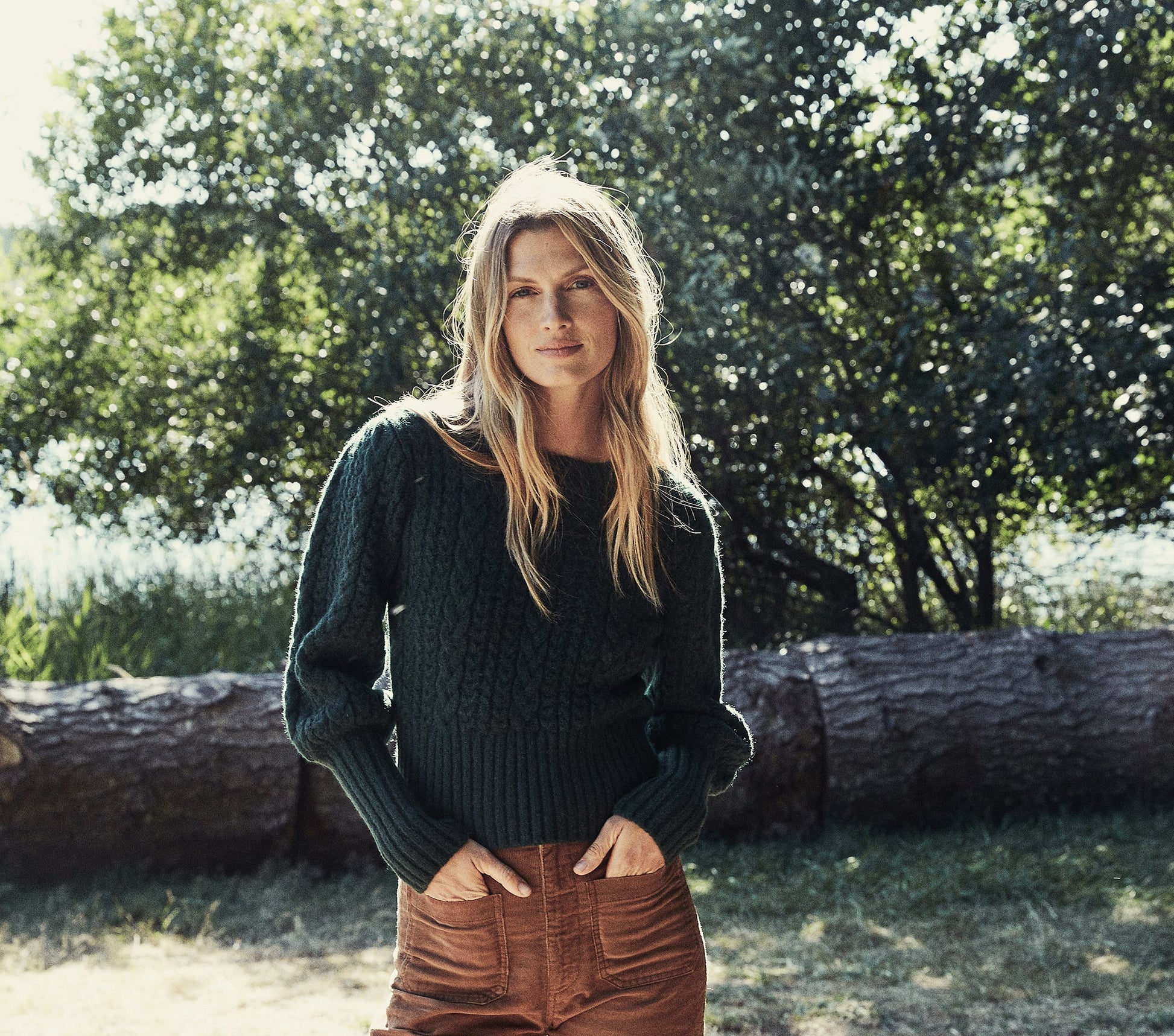 HMD -- MULBERRY SWEATER -- DEEP FOREST view 8
