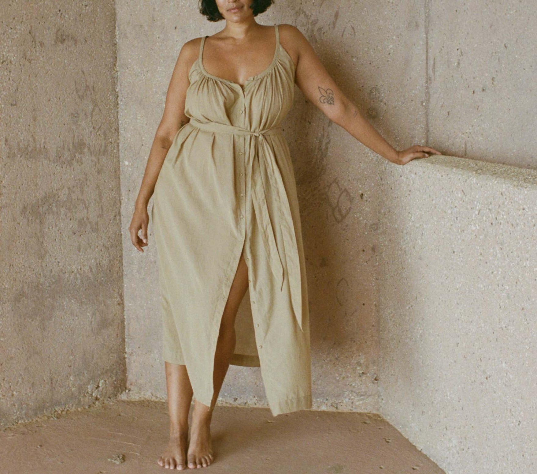 HMD -- NEVITA DRESS -- DRIFTWOOD view 1
