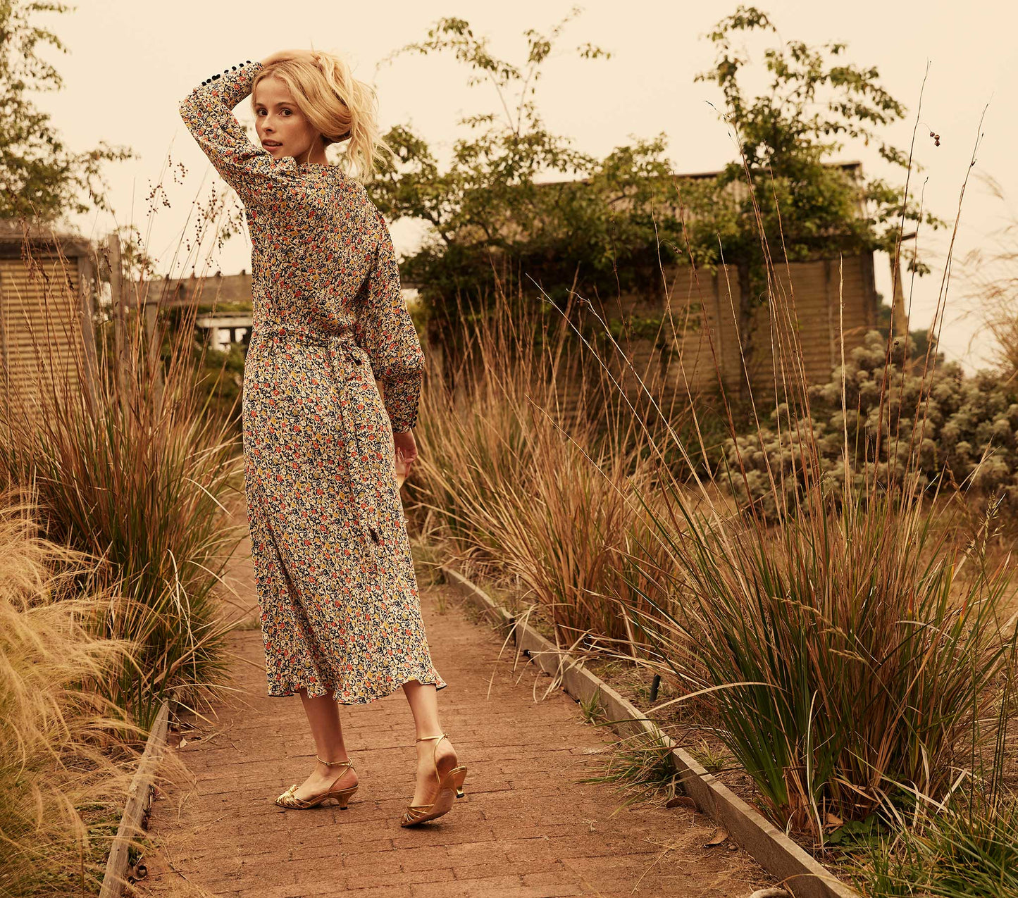 HMD -- NANETTE DRESS -- ZELDA FLORAL