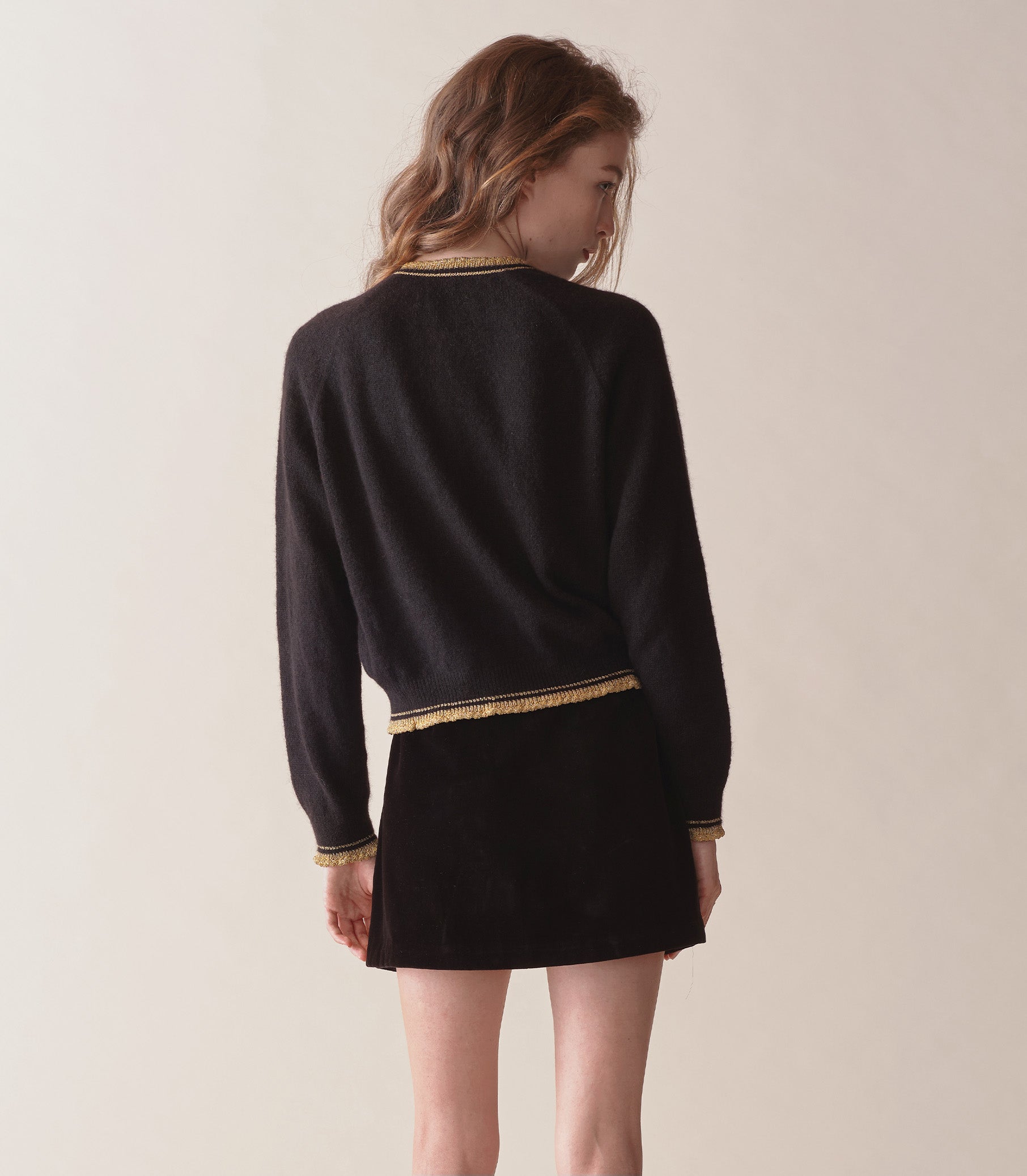 HMD -- NATHALIA CARDIGAN -- BLACK view 3