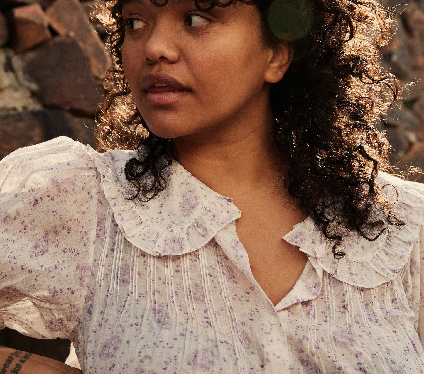HMD -- NENA TOP -- CHATEAU FLEUR PAISLEY