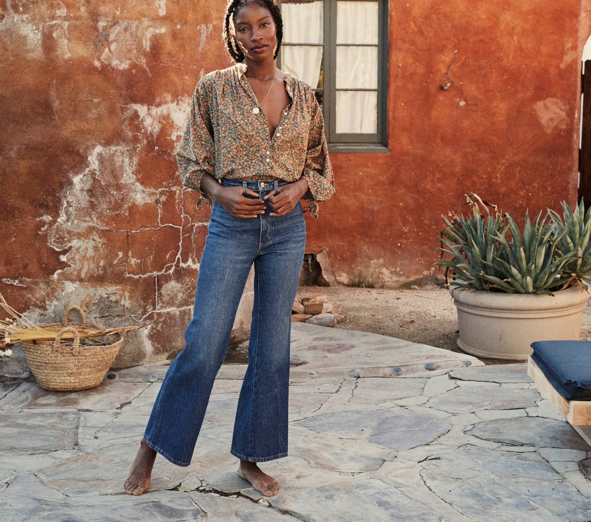 HMD -- O'KEEFFE TOP -- YELLOW LAUREL CANYON ROSE view 8
