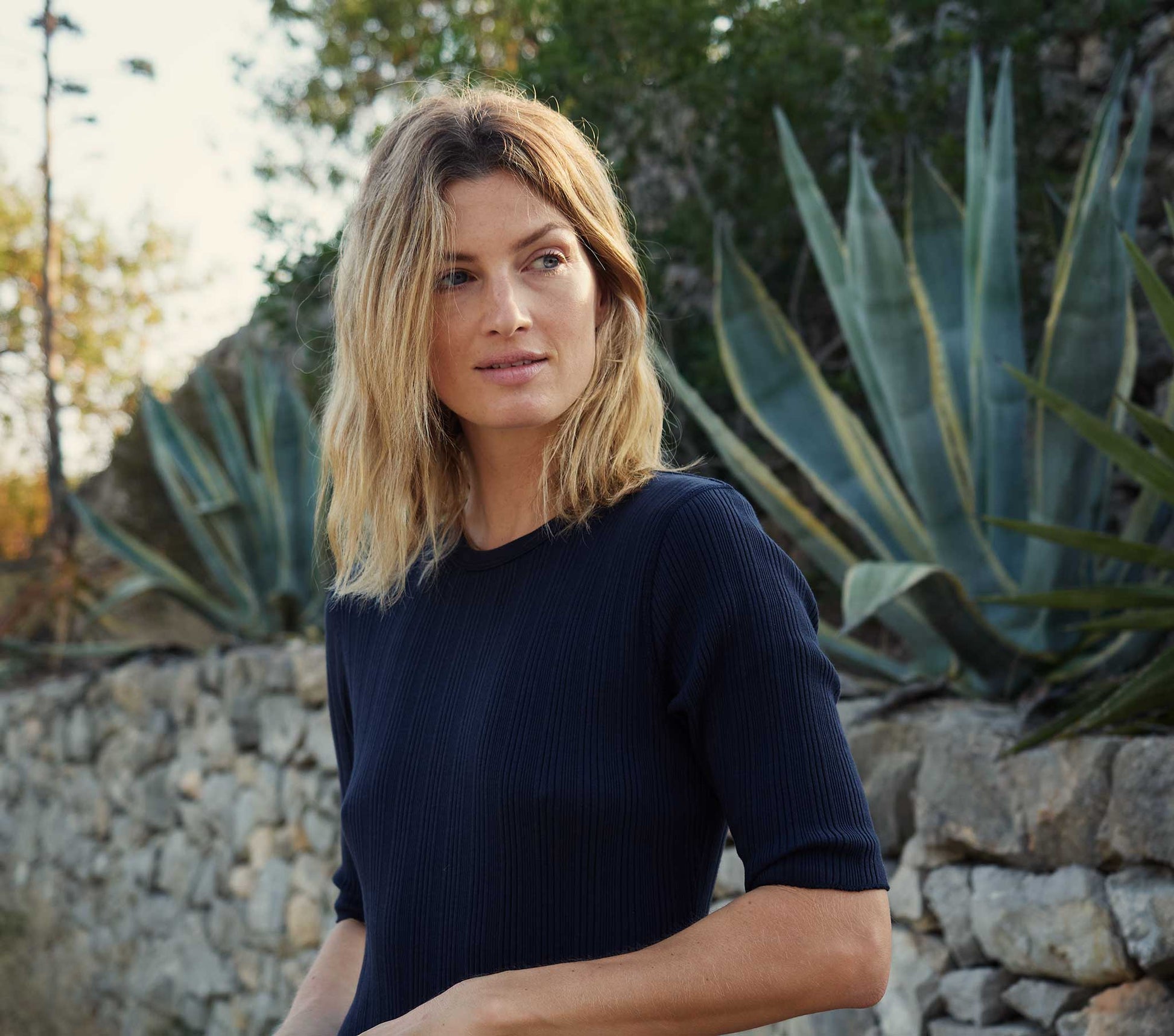 HMD -- MARGAUX DRESS -- NAVY view 4
