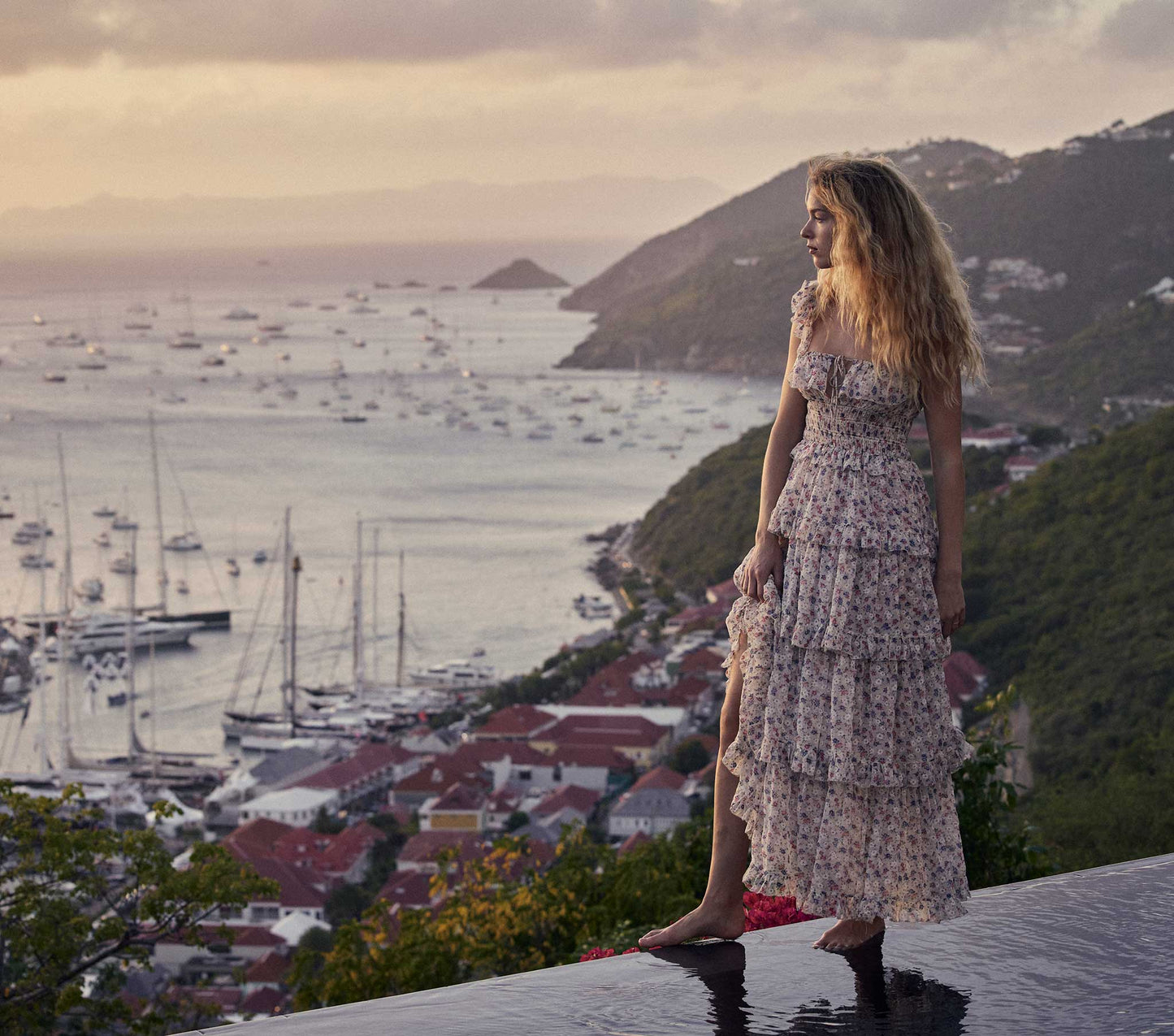 HMD -- PERIDOT DRESS -- MARGUERITE FLORAL