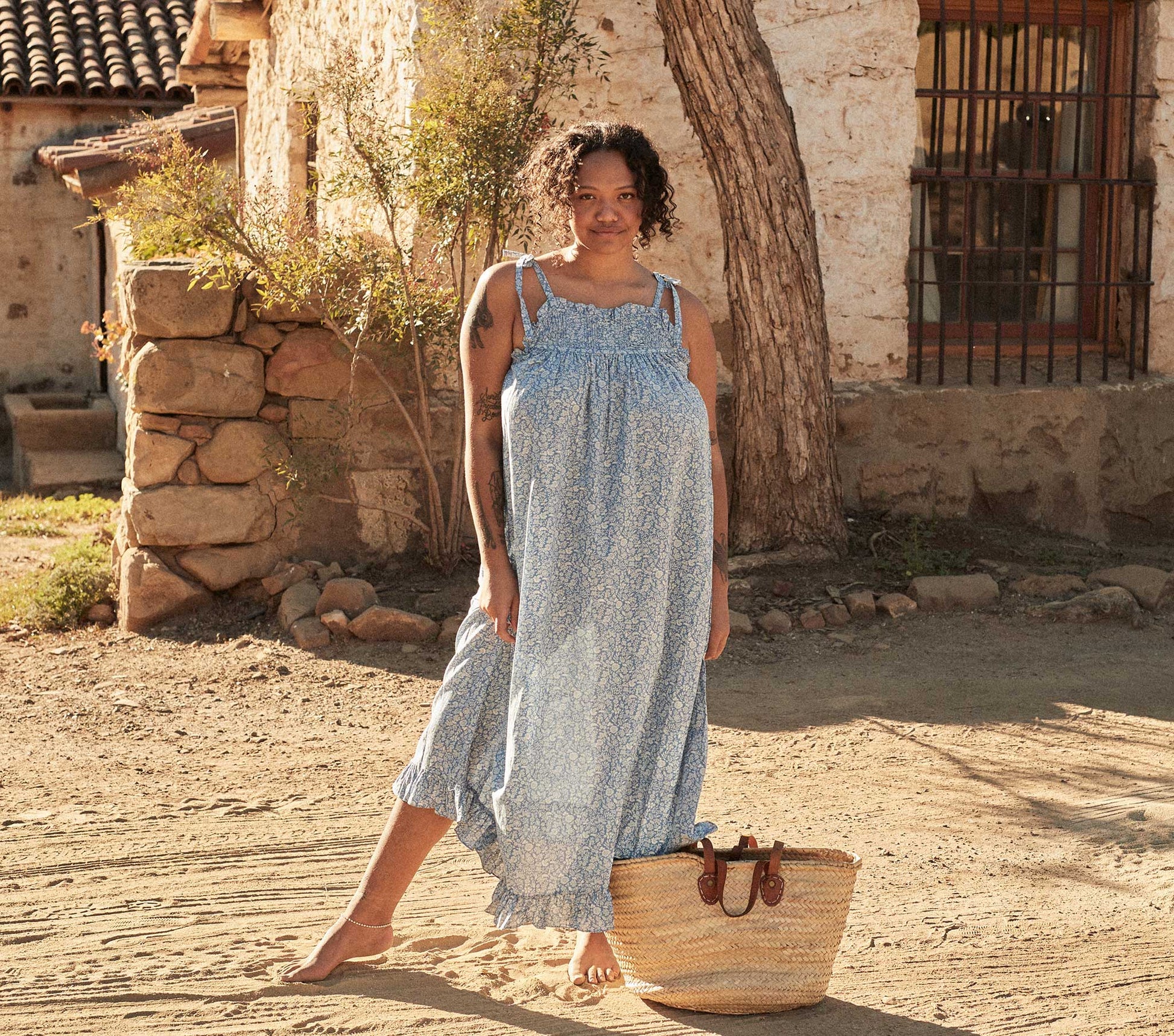 HMD -- PLUMOSA DRESS -- BLUE GARDEN BLOOM view 1
