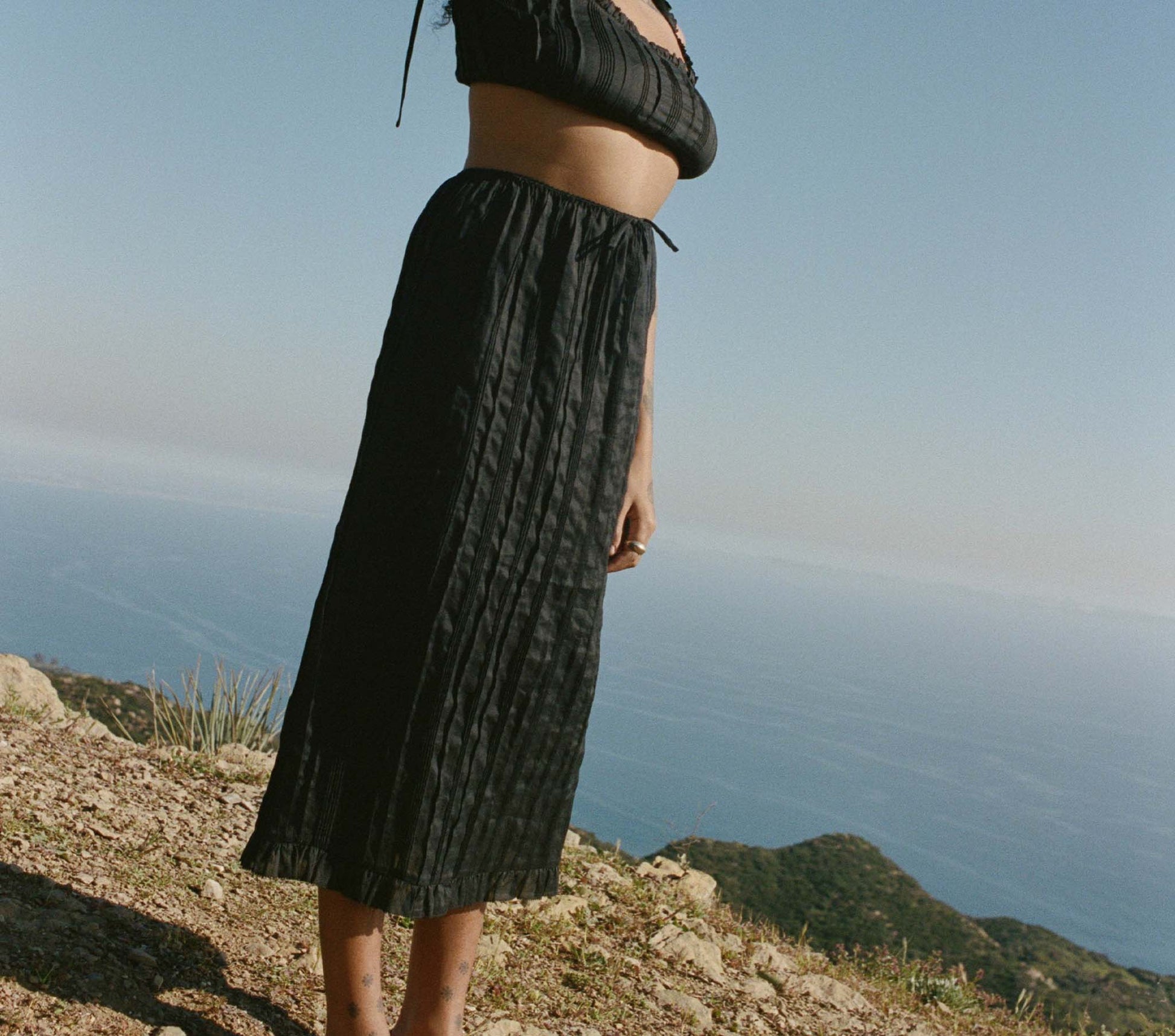 HMD -- RENAUD SKIRT -- BLACK view 2
