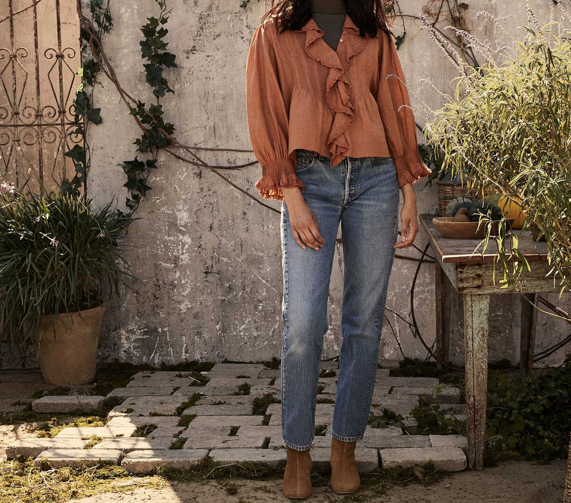 HMD -- RIVER TOP -- CLOVE view 3
