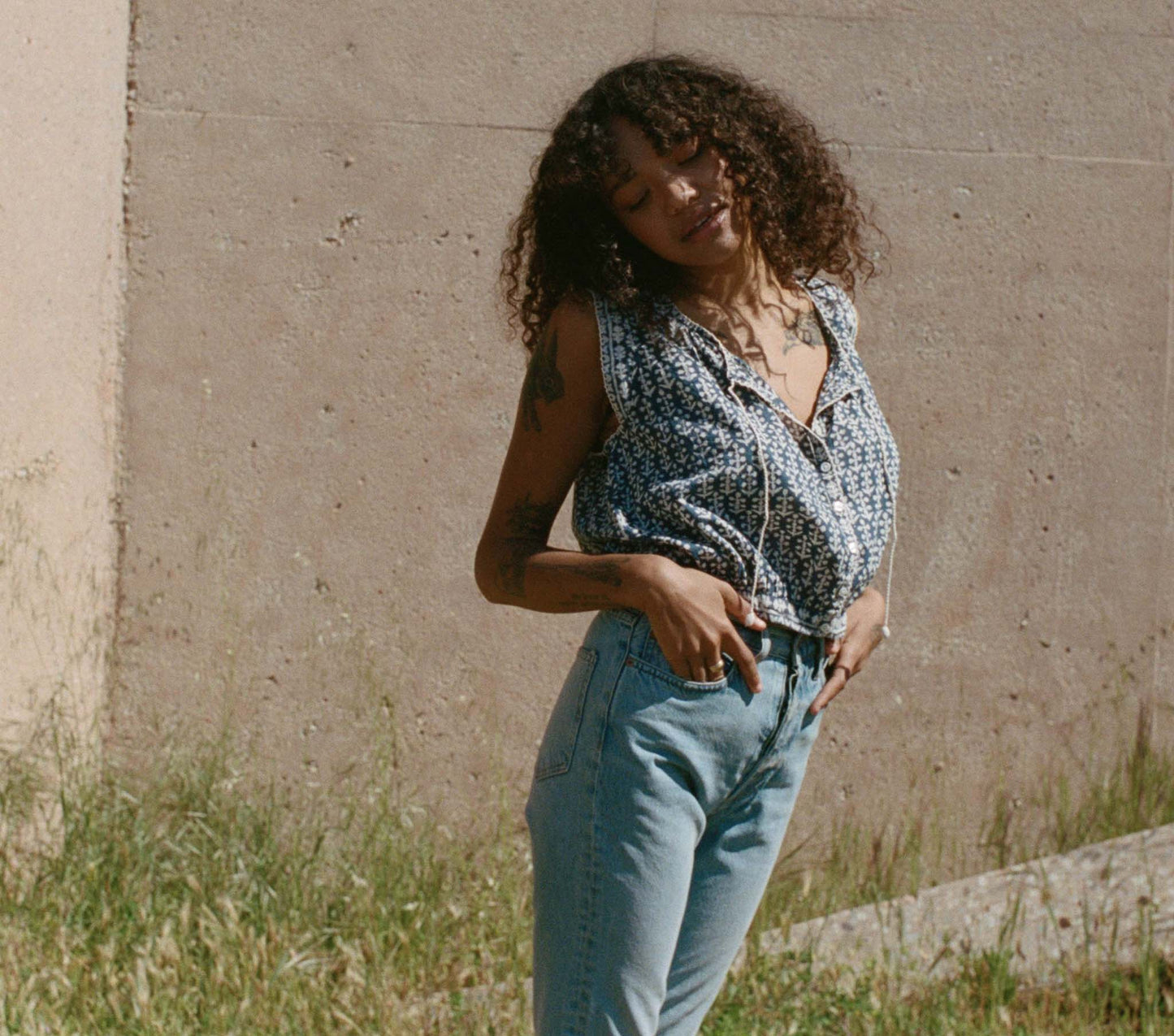 HMD -- ROWE TOP -- SOLEDAD BLOOM