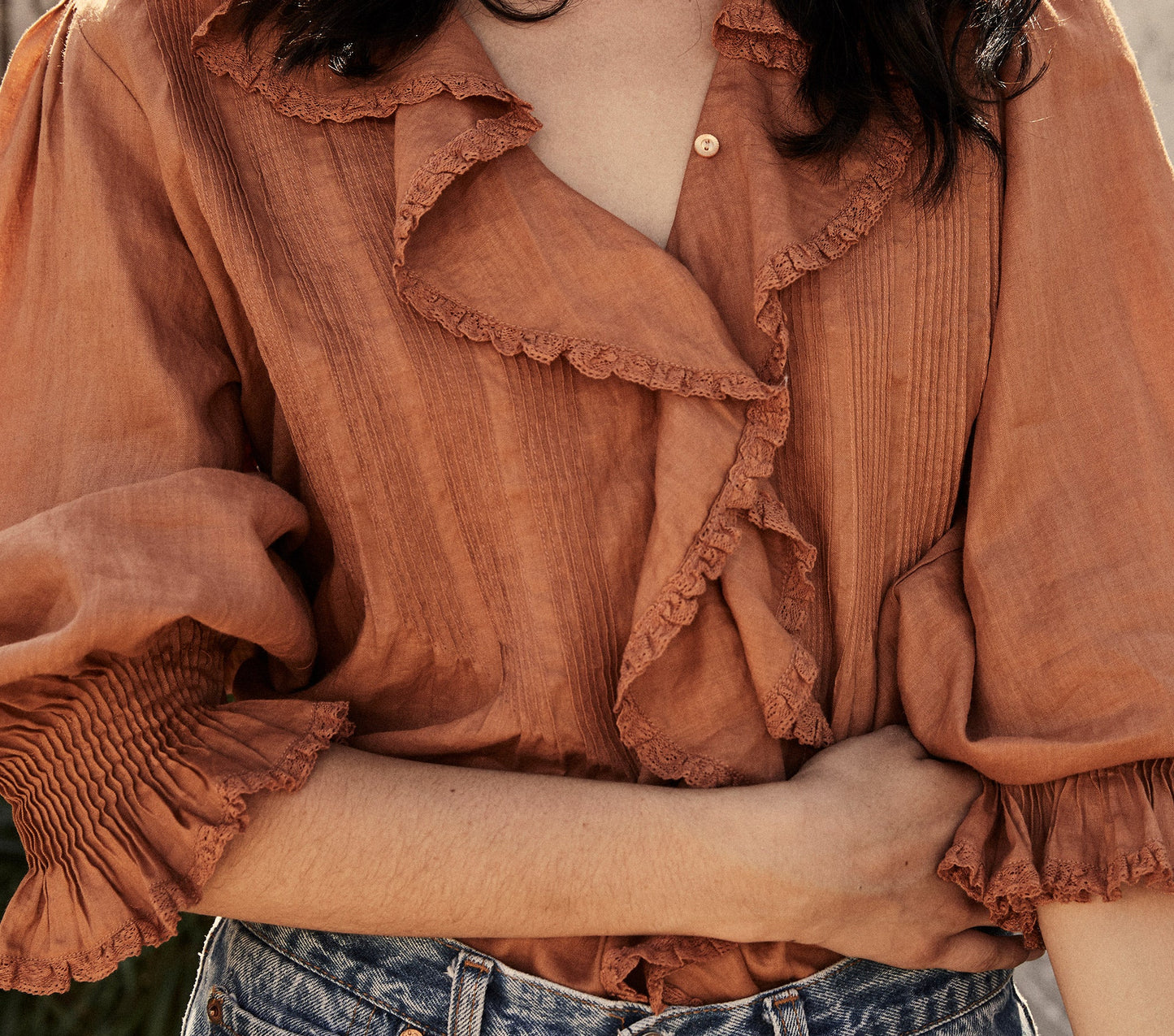 HMD -- RIVER TOP -- CLOVE