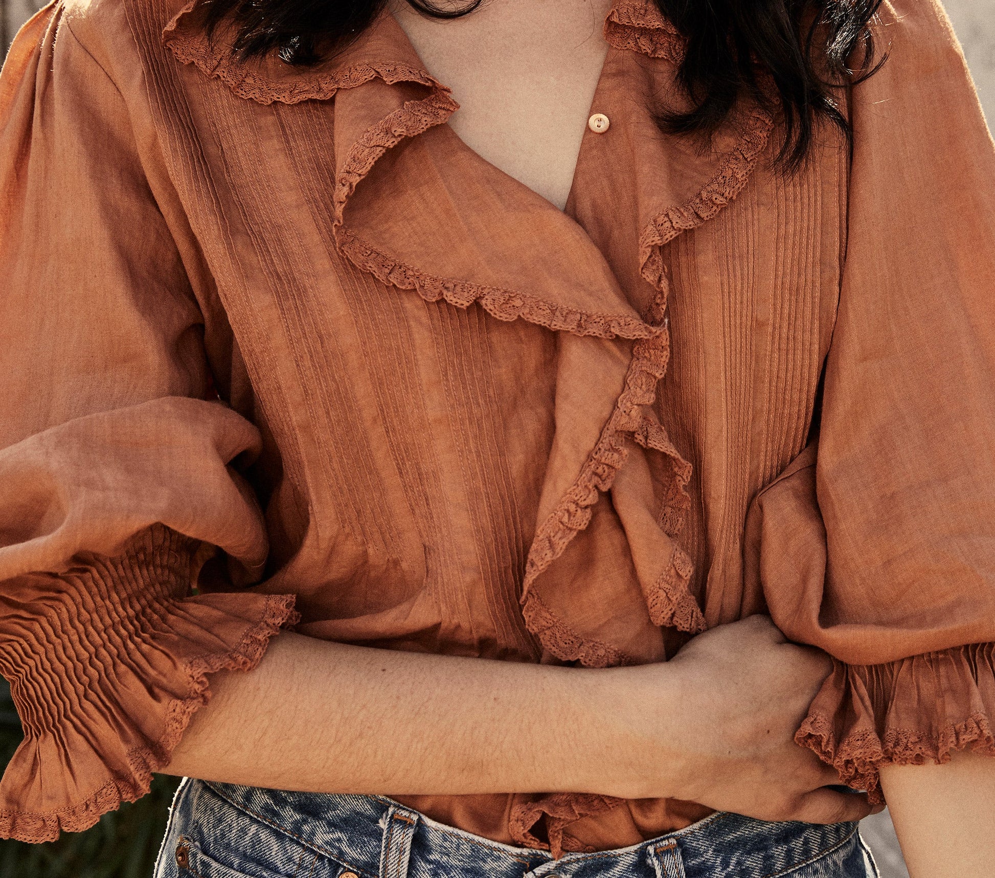 HMD -- RIVER TOP -- CLOVE view 2
