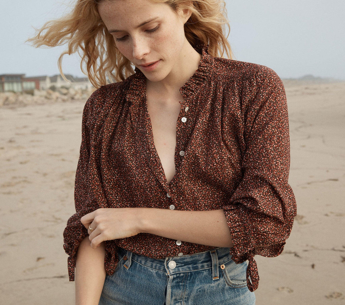 HMD -- ROSE TOP -- RUST DITZY FLORAL