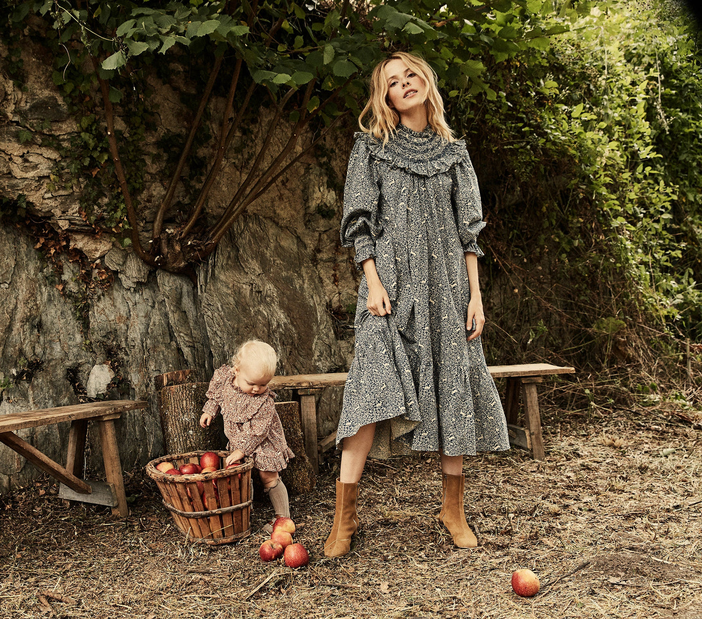 HMD -- ROSETTA DRESS -- CREAM/BLUE PRANCING FAWN FLORAL