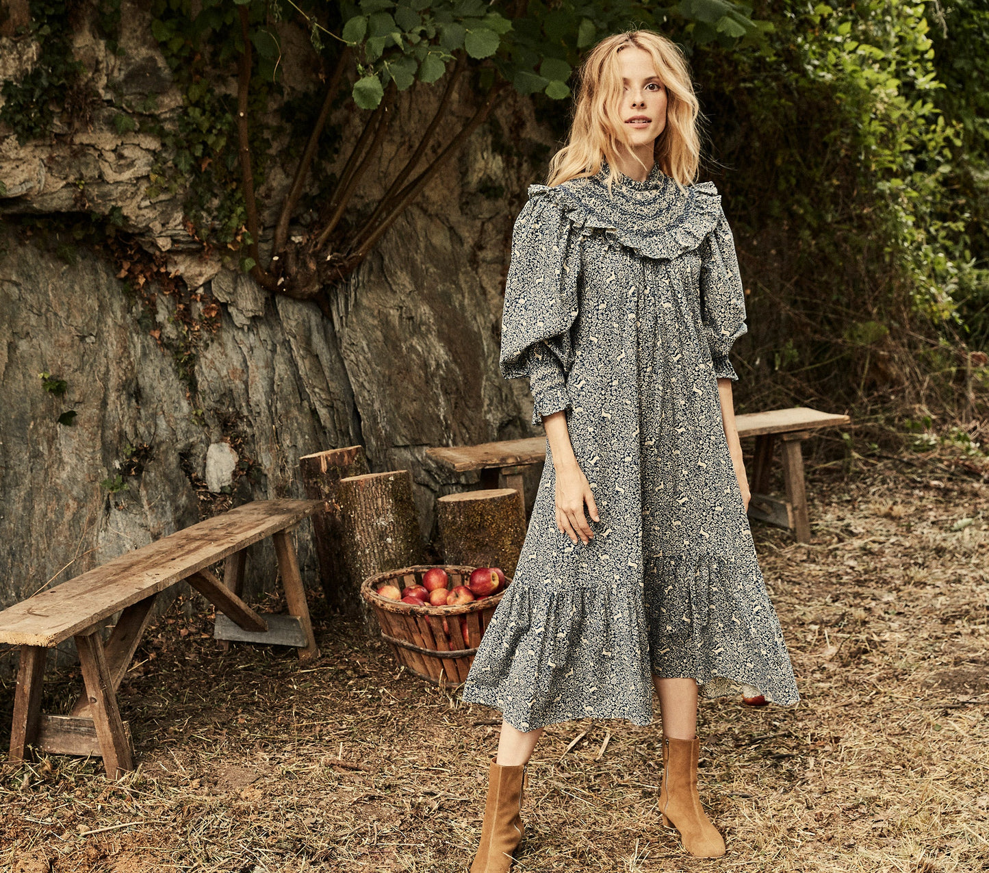 HMD -- ROSETTA DRESS -- CREAM/BLUE PRANCING FAWN FLORAL