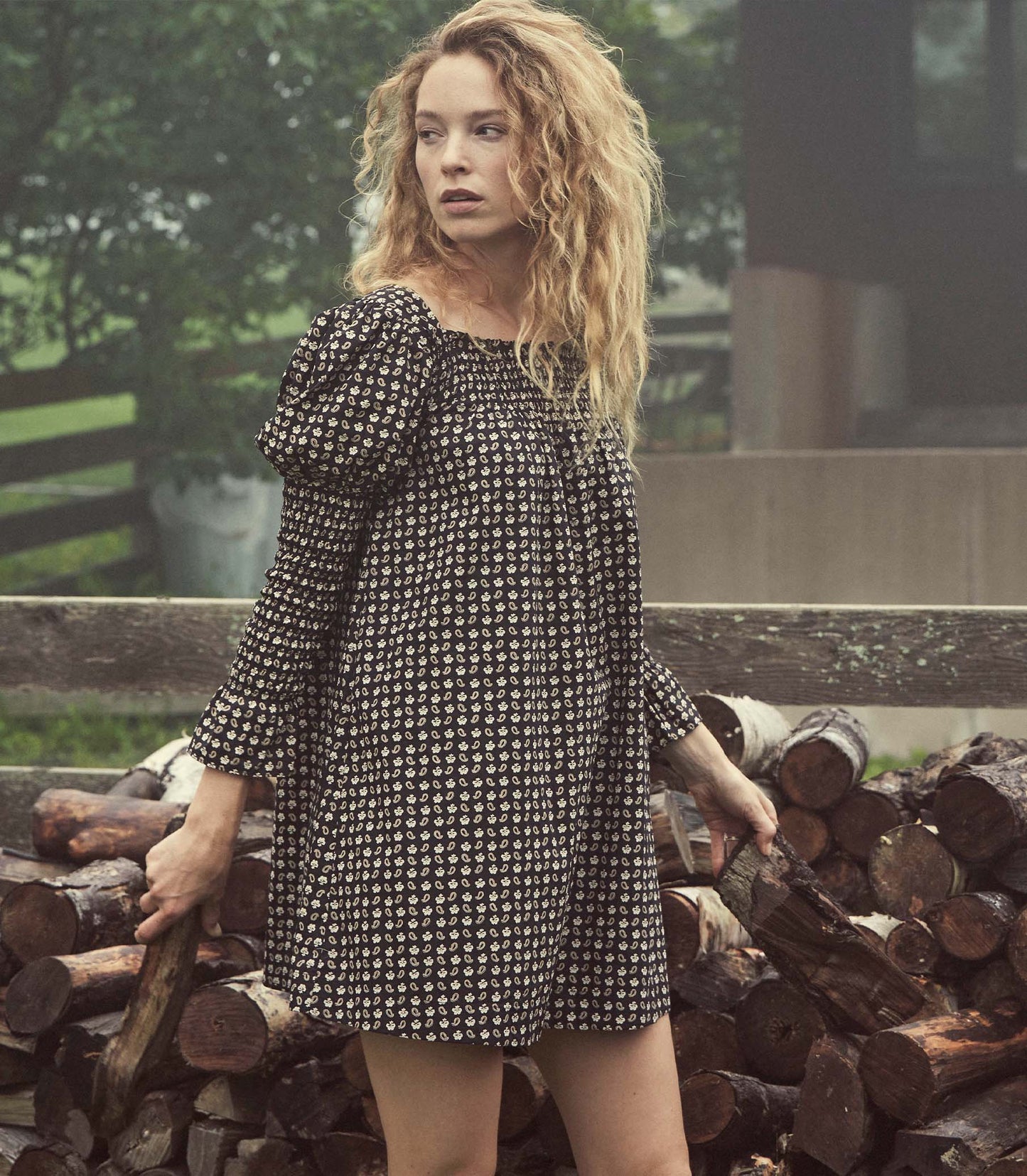 HMD -- SABIA DRESS -- NOIR COUNTRYSIDE PAISLEY