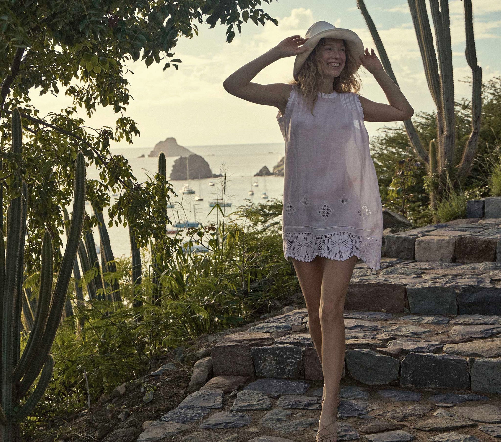 HMD -- SIRELI DRESS -- SALT view 4
